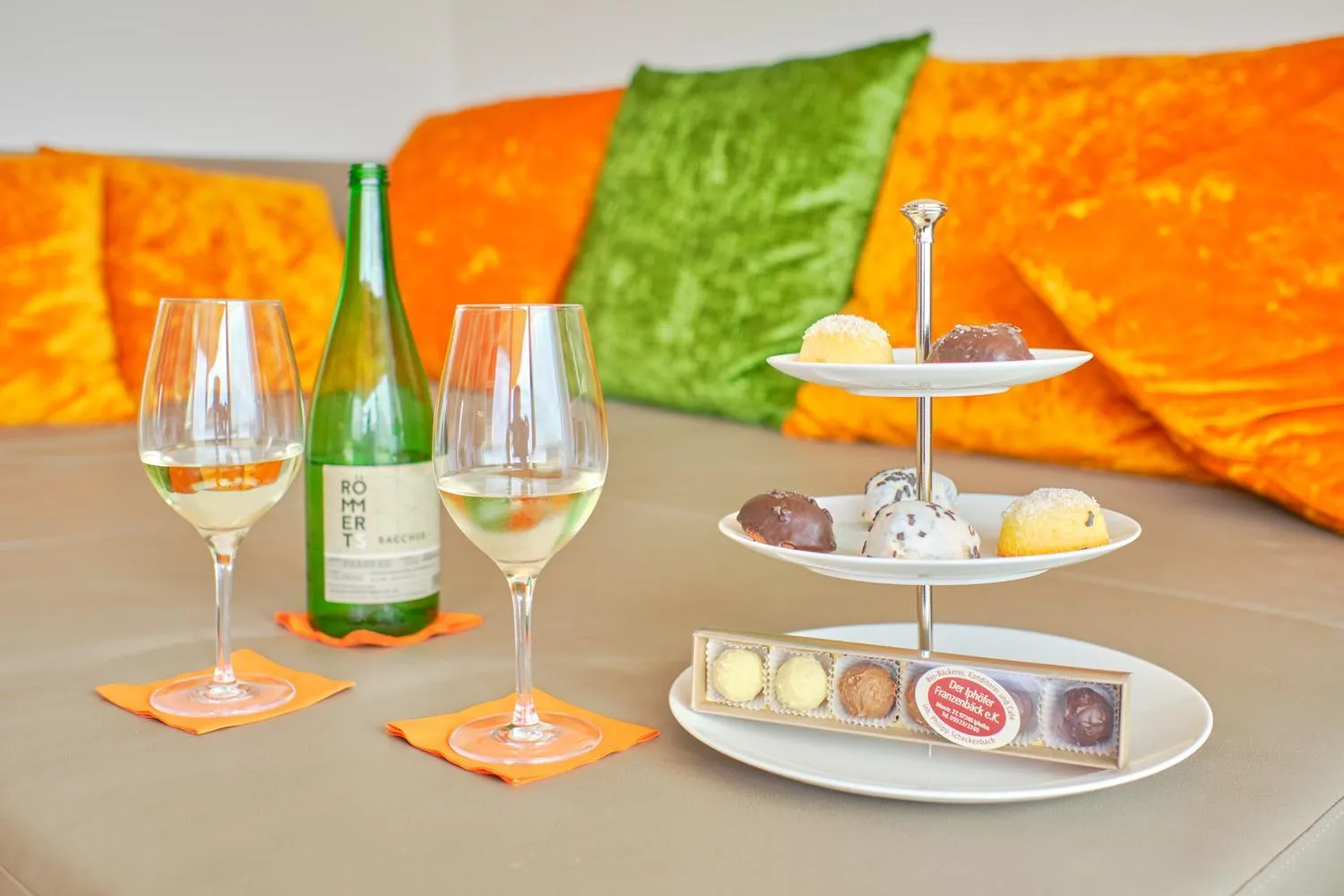 Food and drinks in Sonnenhotel Weingut Römmert Spa und Wellness