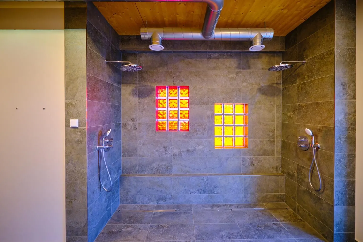 Spa and wellness centre/facilities in Sonnenhotel Weingut Römmert Spa und Wellness