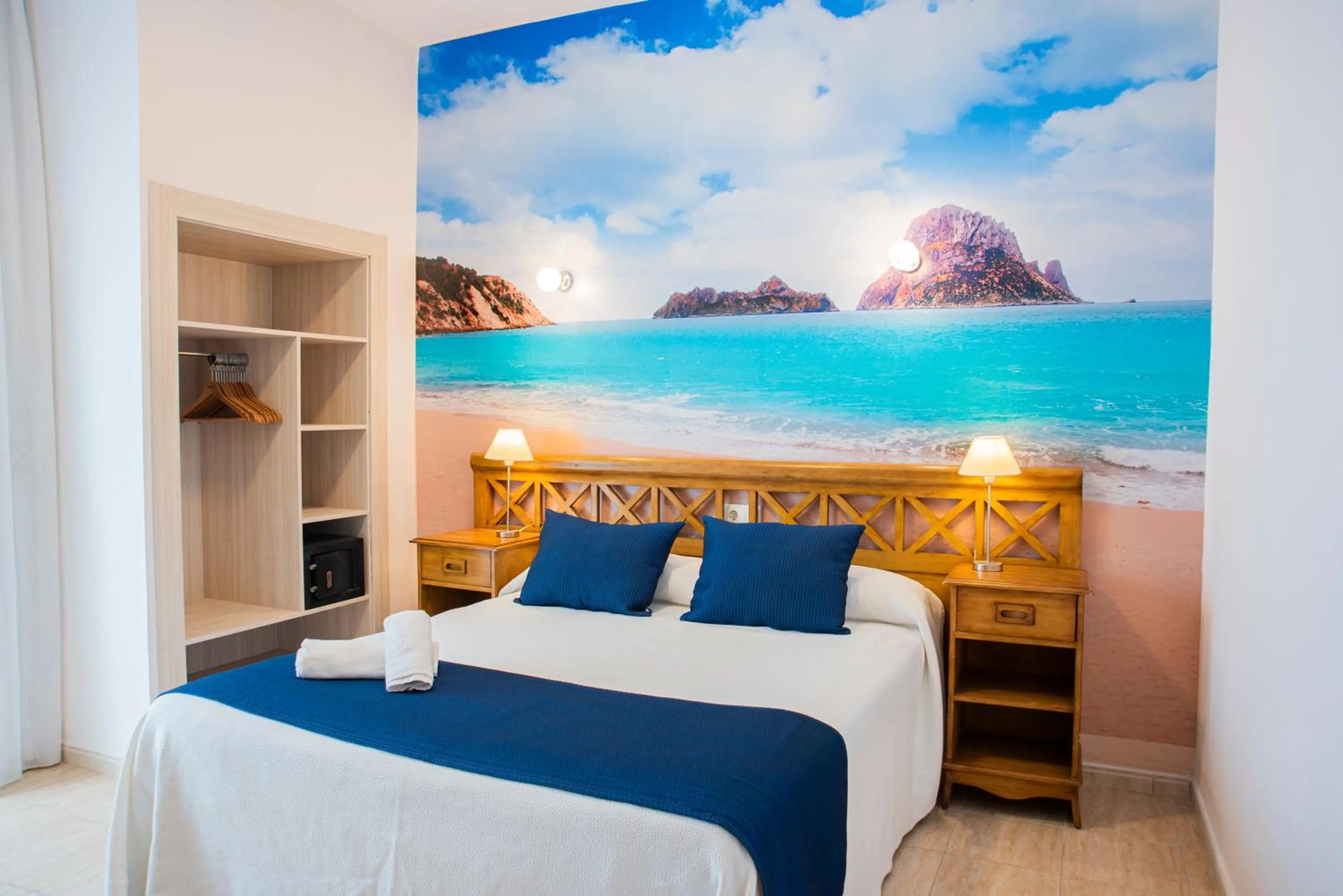 Bed in Hostal Mar y Huerta