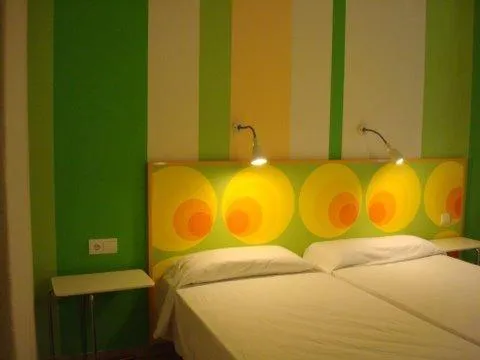 Photo of the whole room in Can Jurat