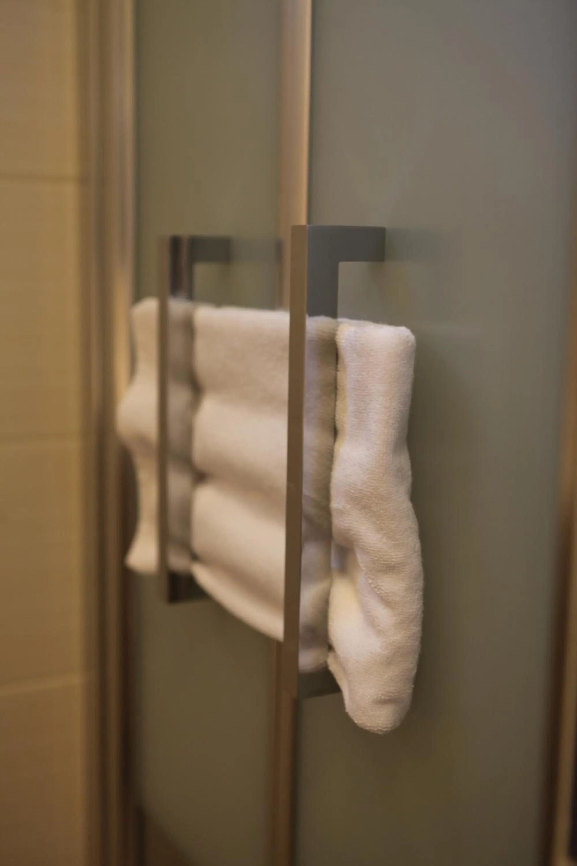 Bathroom in The Originals Boutique, Hotel l'Occitan, Aubagne
