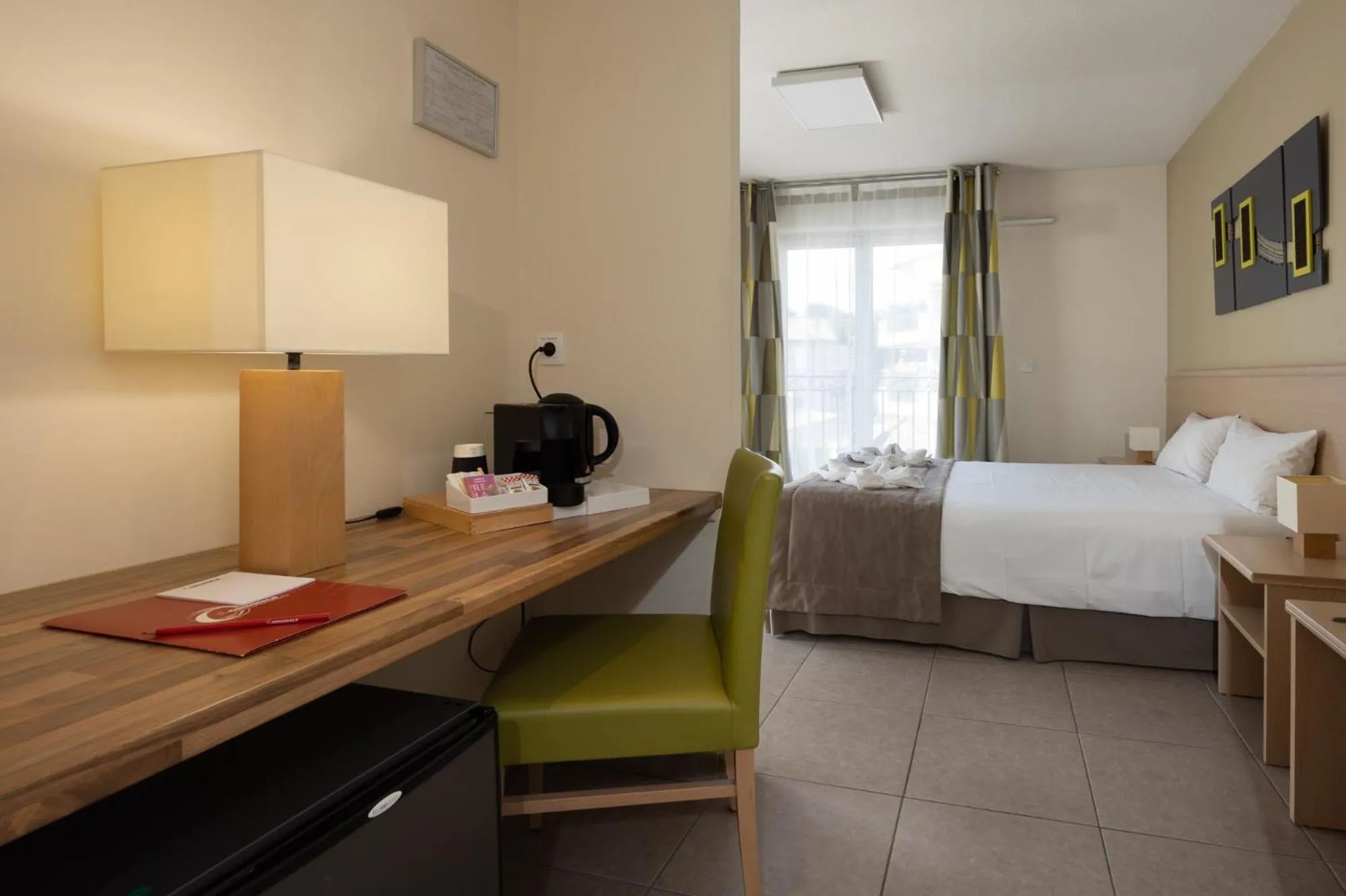 Bed in The Originals Boutique, Hotel l'Occitan, Aubagne