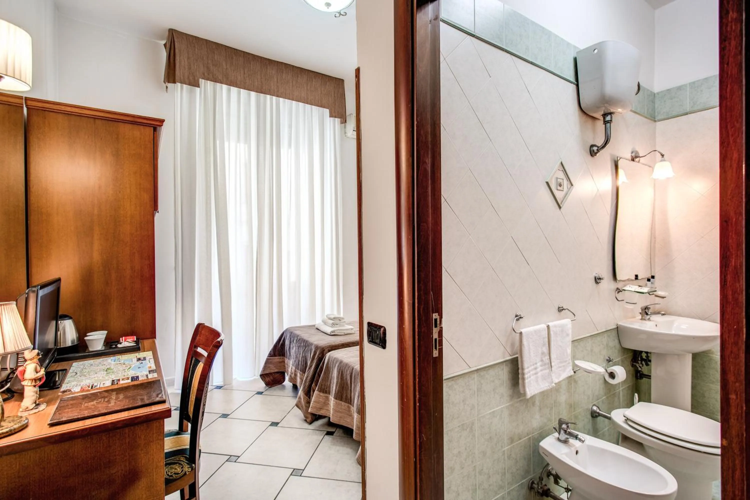 Bedroom in Garibaldi Suite