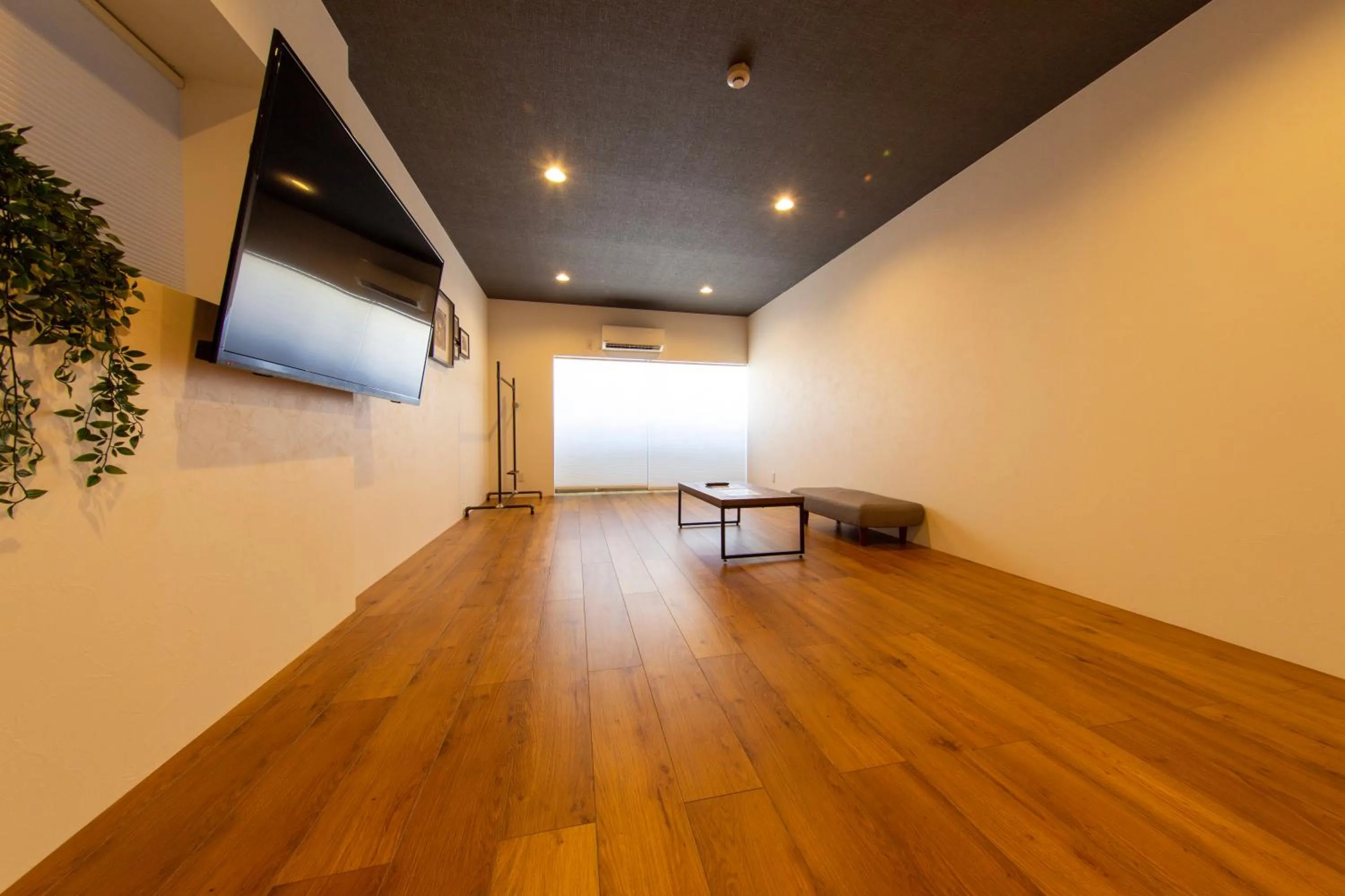 Guest House GORILLA!