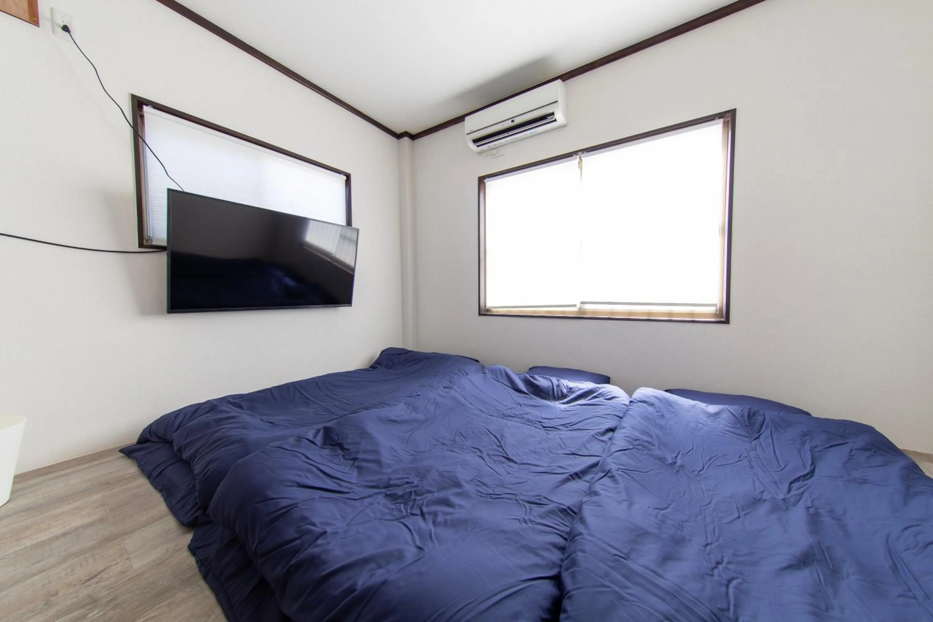 Bed in Guest House GORILLA!