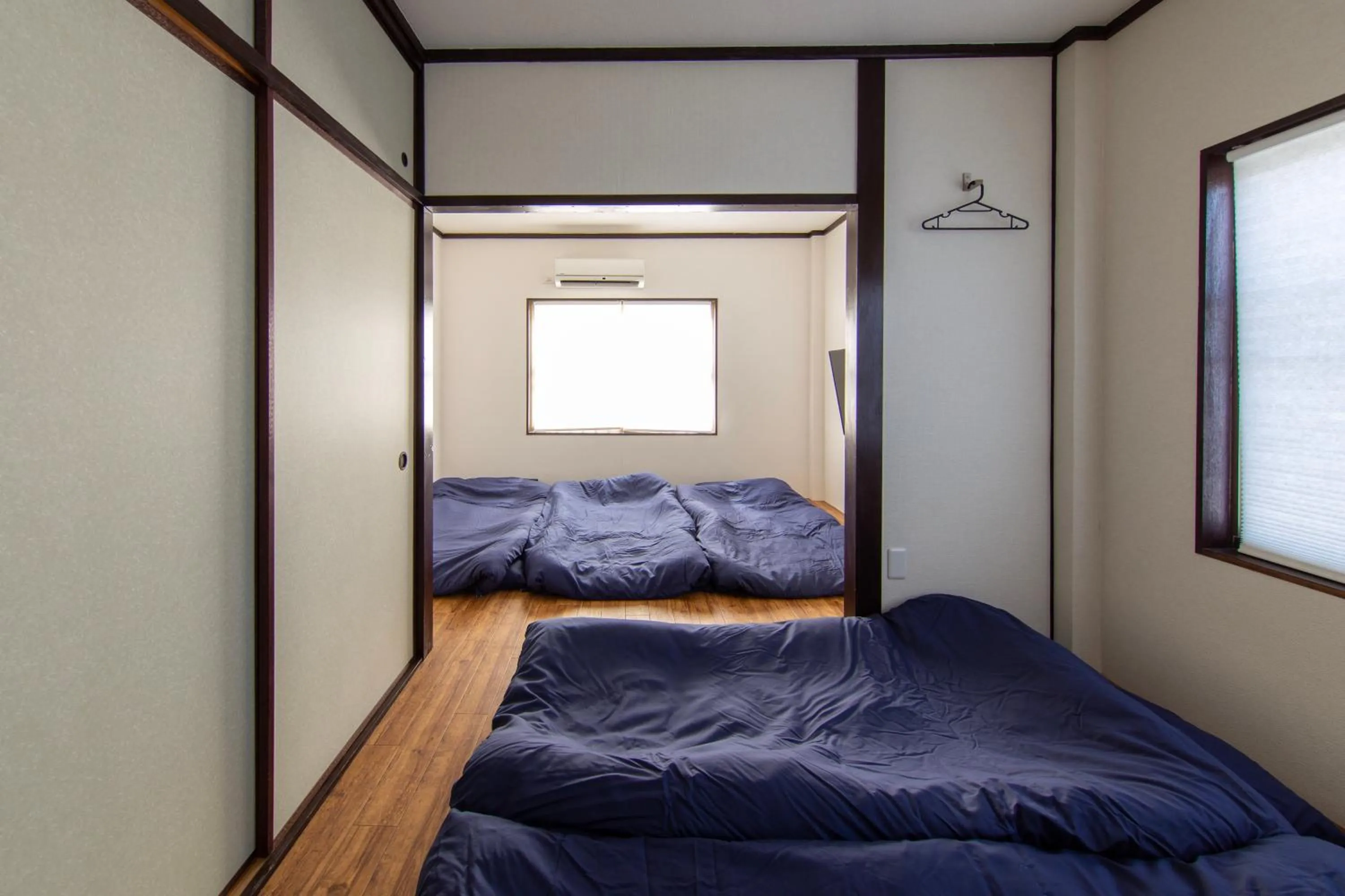 Bed in Guest House GORILLA!