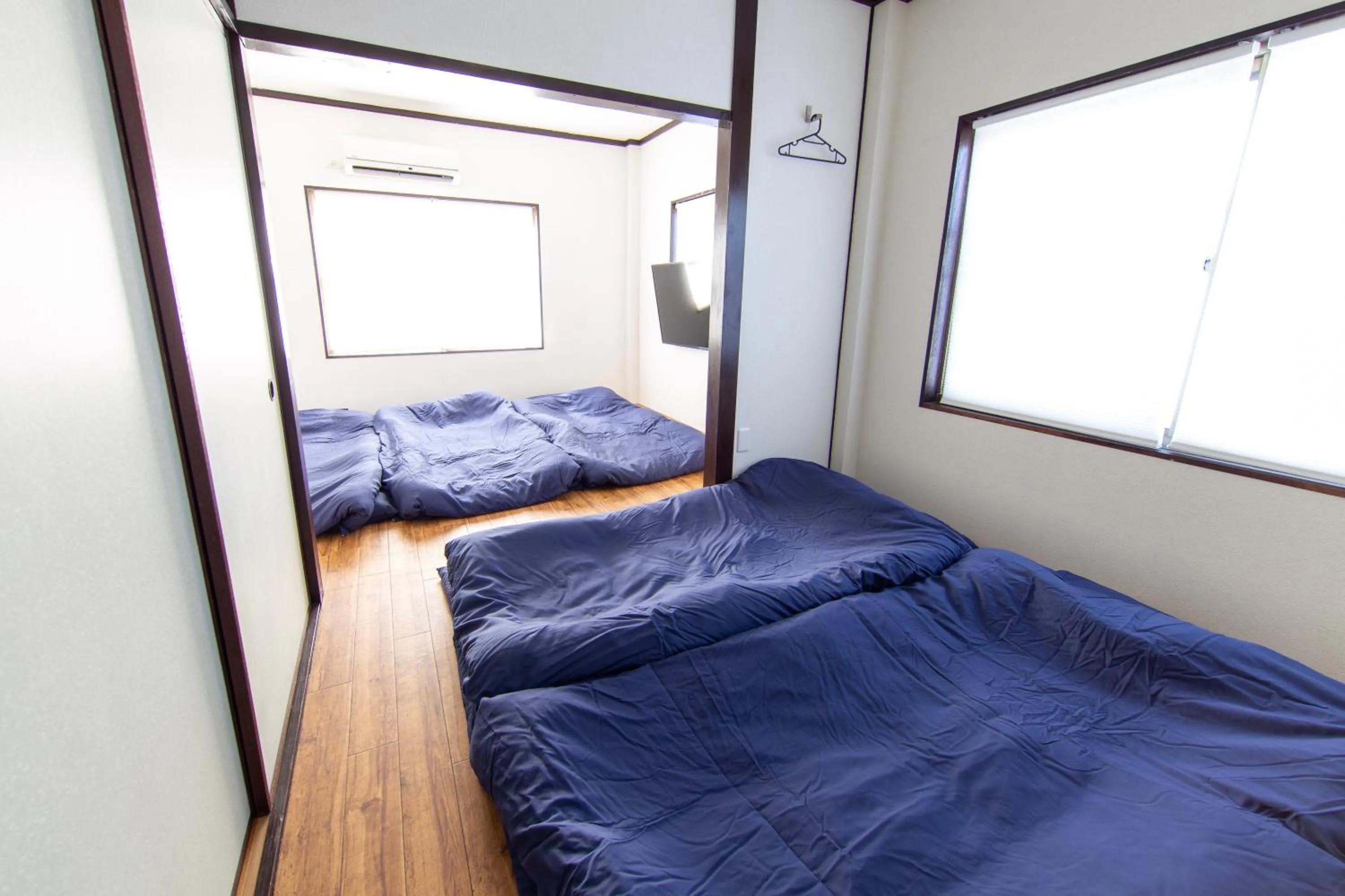 Bed in Guest House GORILLA!