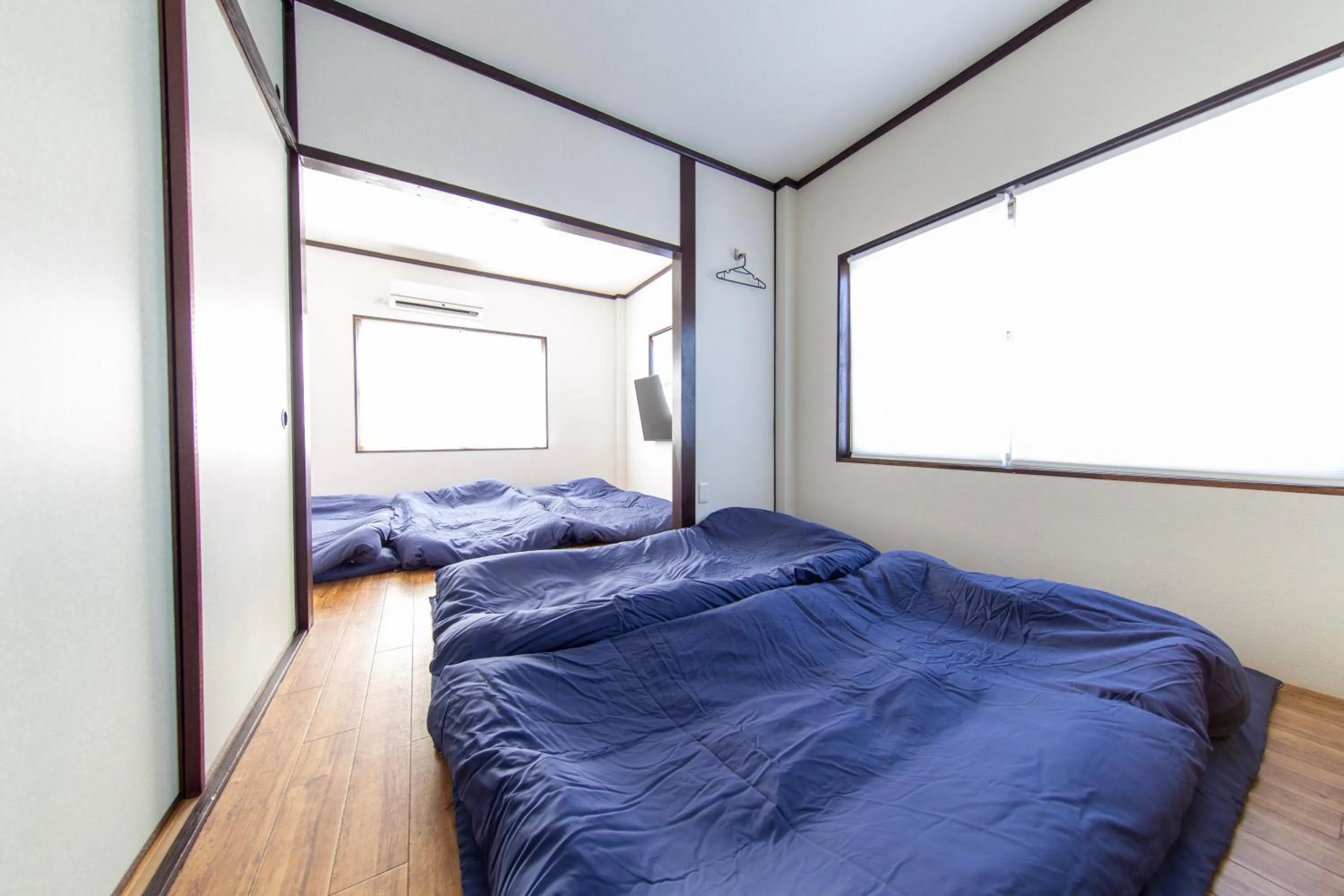 Bed in Guest House GORILLA!