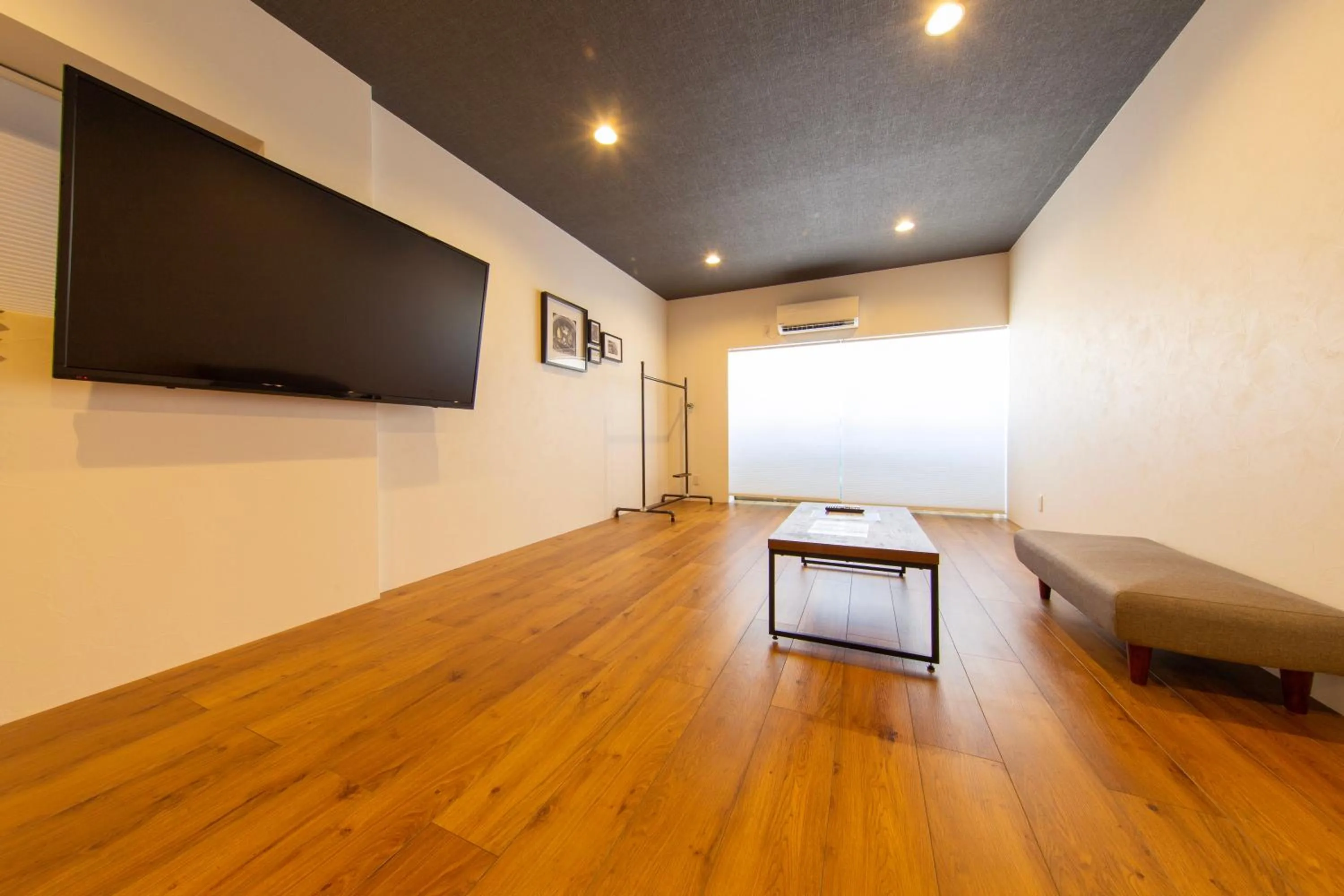 Guest House GORILLA!