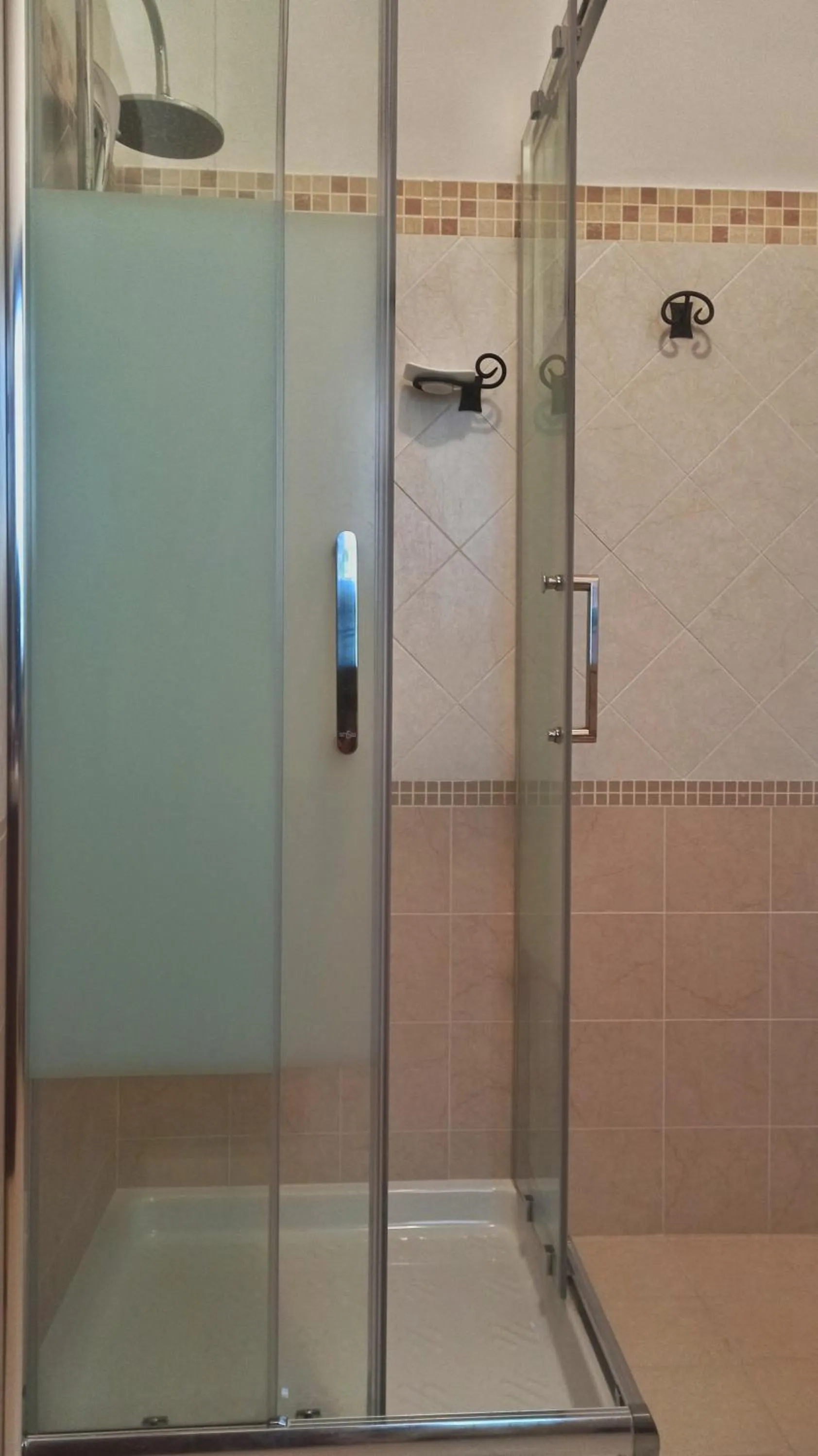 Shower in B&B La Masseria del '700