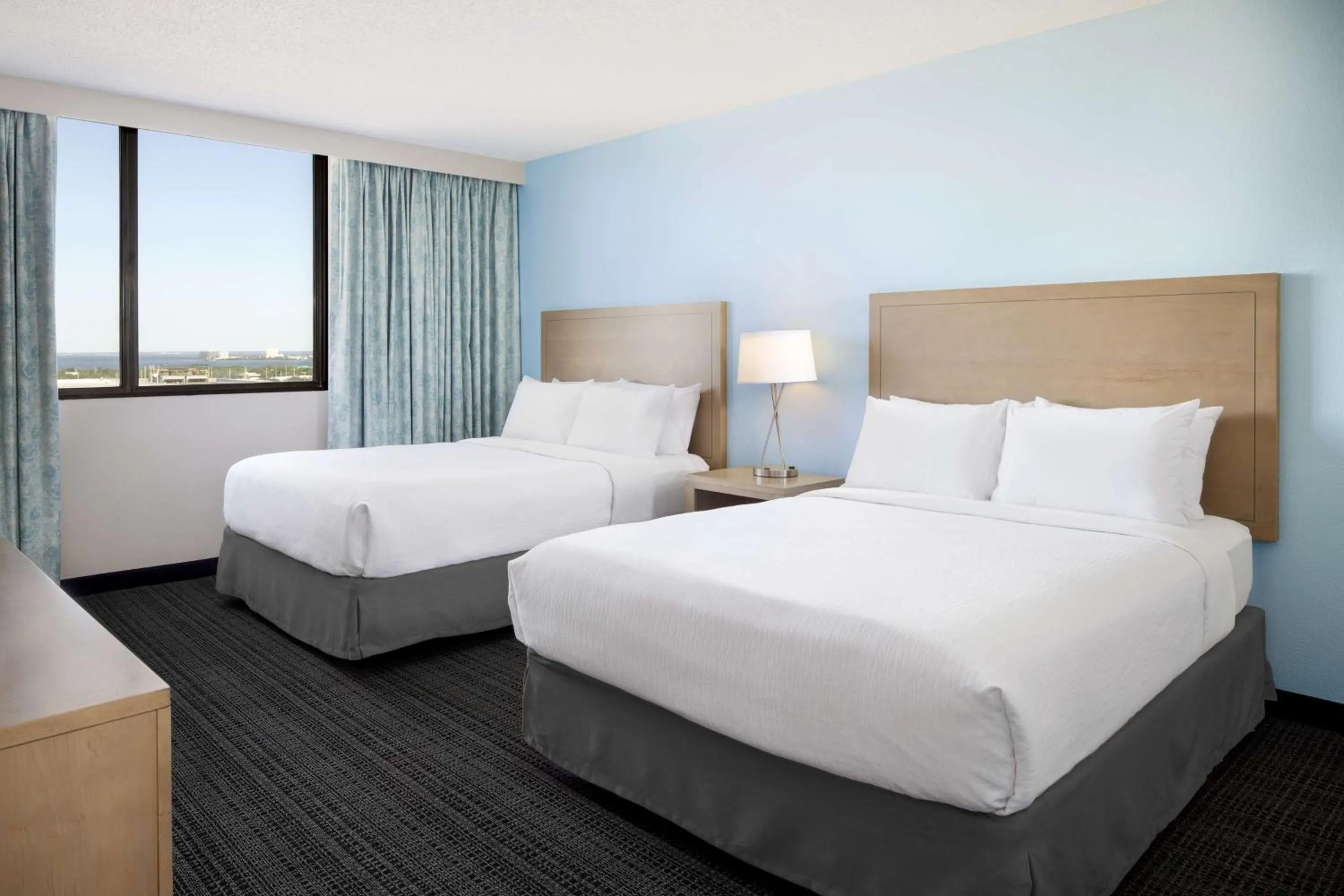 Bed in Embassy Suites by Hilton Tampa Airport Westshore