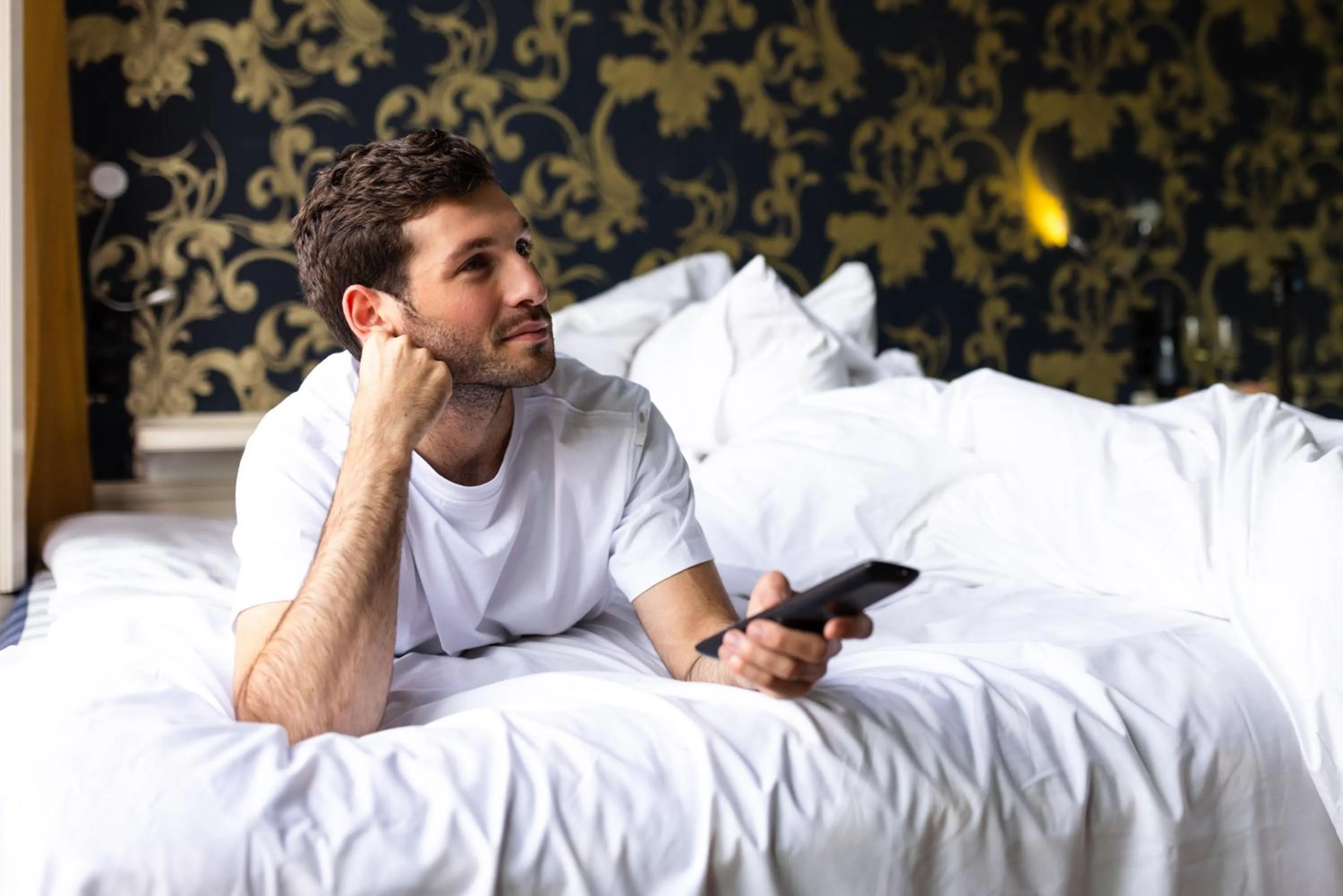 Bed in Amsterdam Canal Hotel