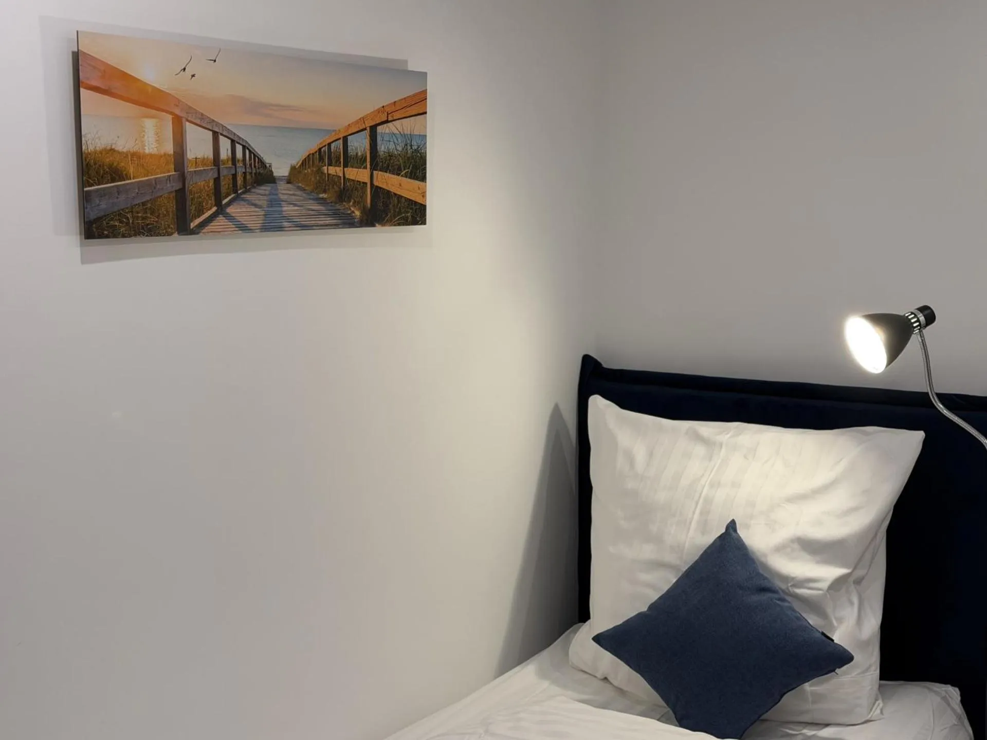 Bed in Hotel Zur Post