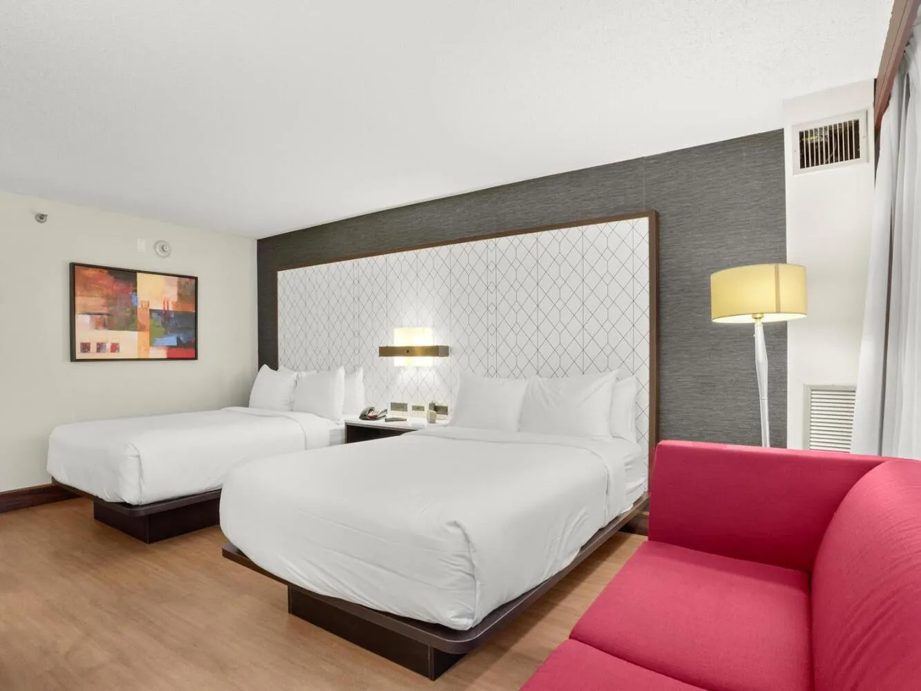 Bedroom, Bed in The Armon Stamford Hotel & Conference Center
