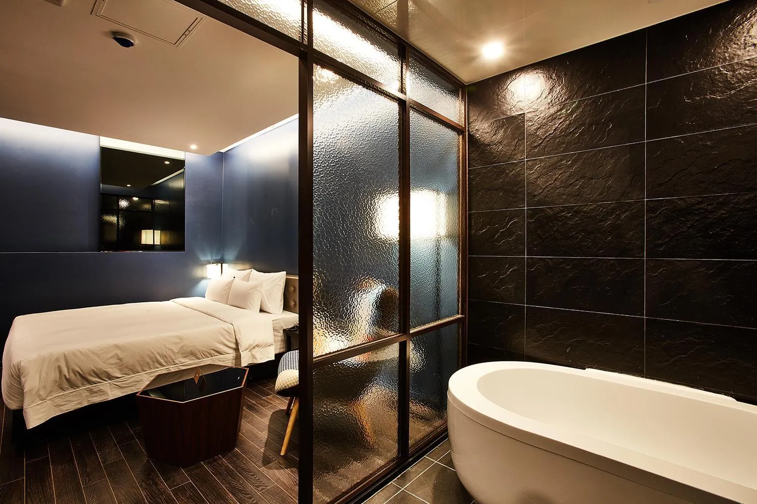 Photo of the whole room, Bed in Hotel Wanted