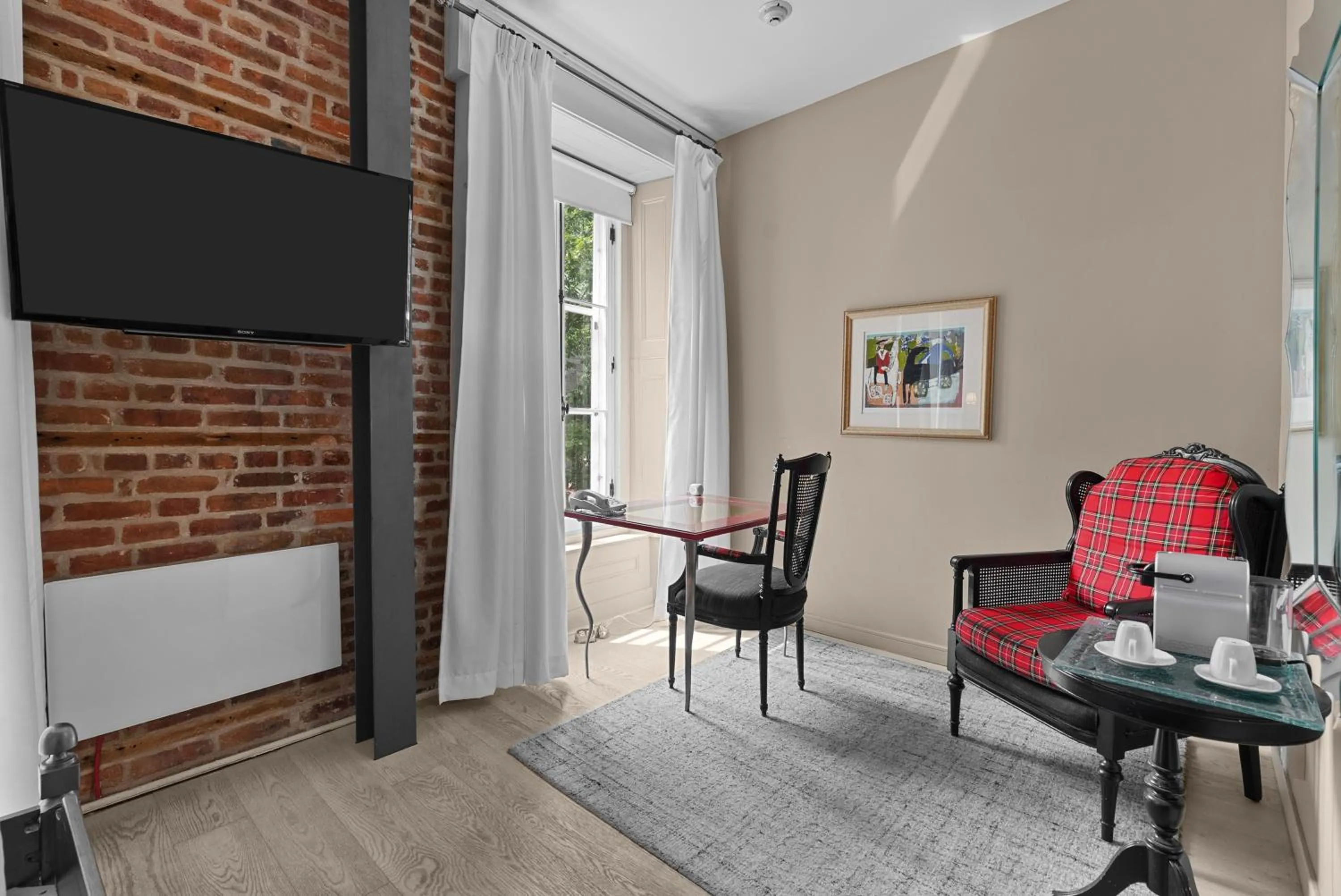 Bedroom in Auberge Place d'Armes - Par Aneyro