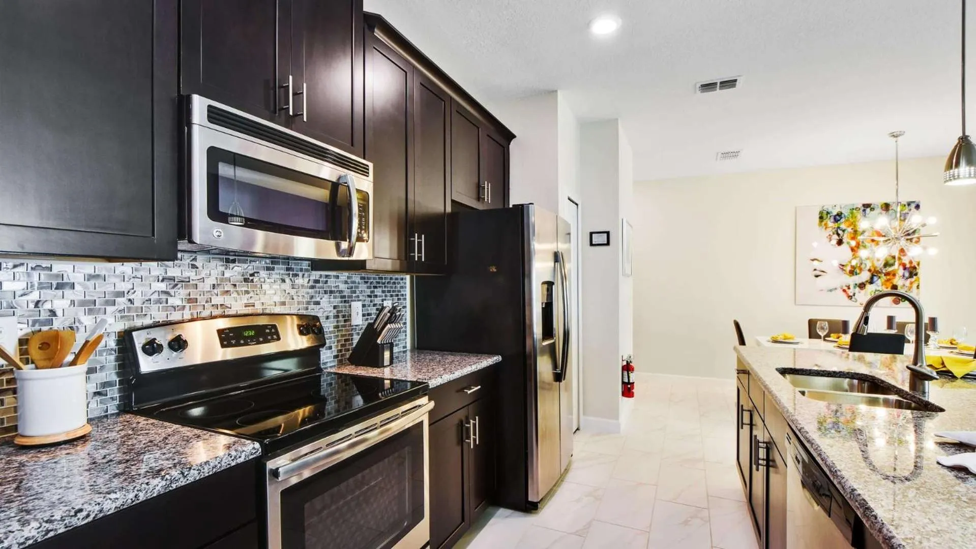 Kitchen or kitchenette in Regal Splendor Villa - 4 bed at ChampionsGate