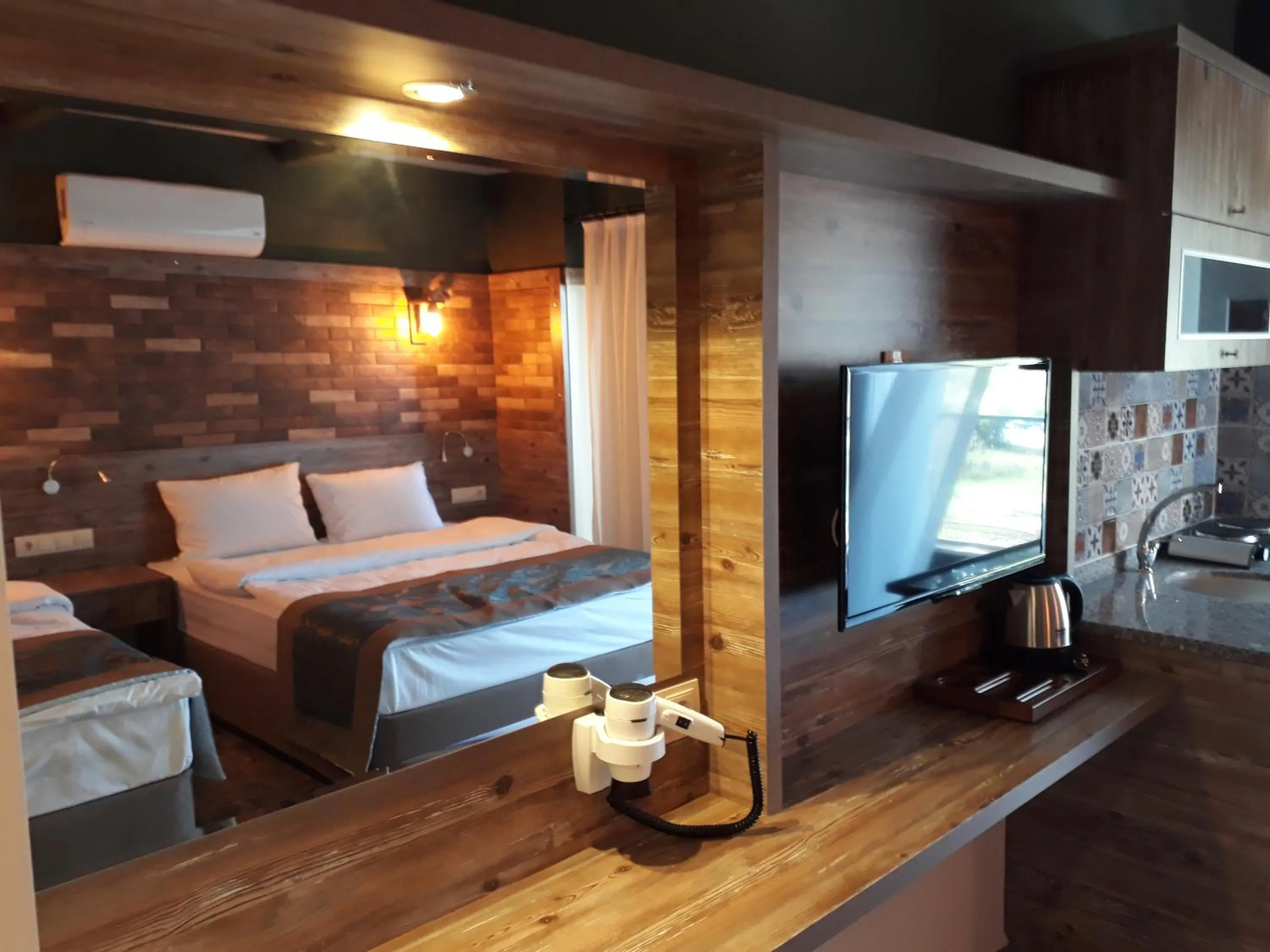 TV and multimedia in THE SARIGERME INN