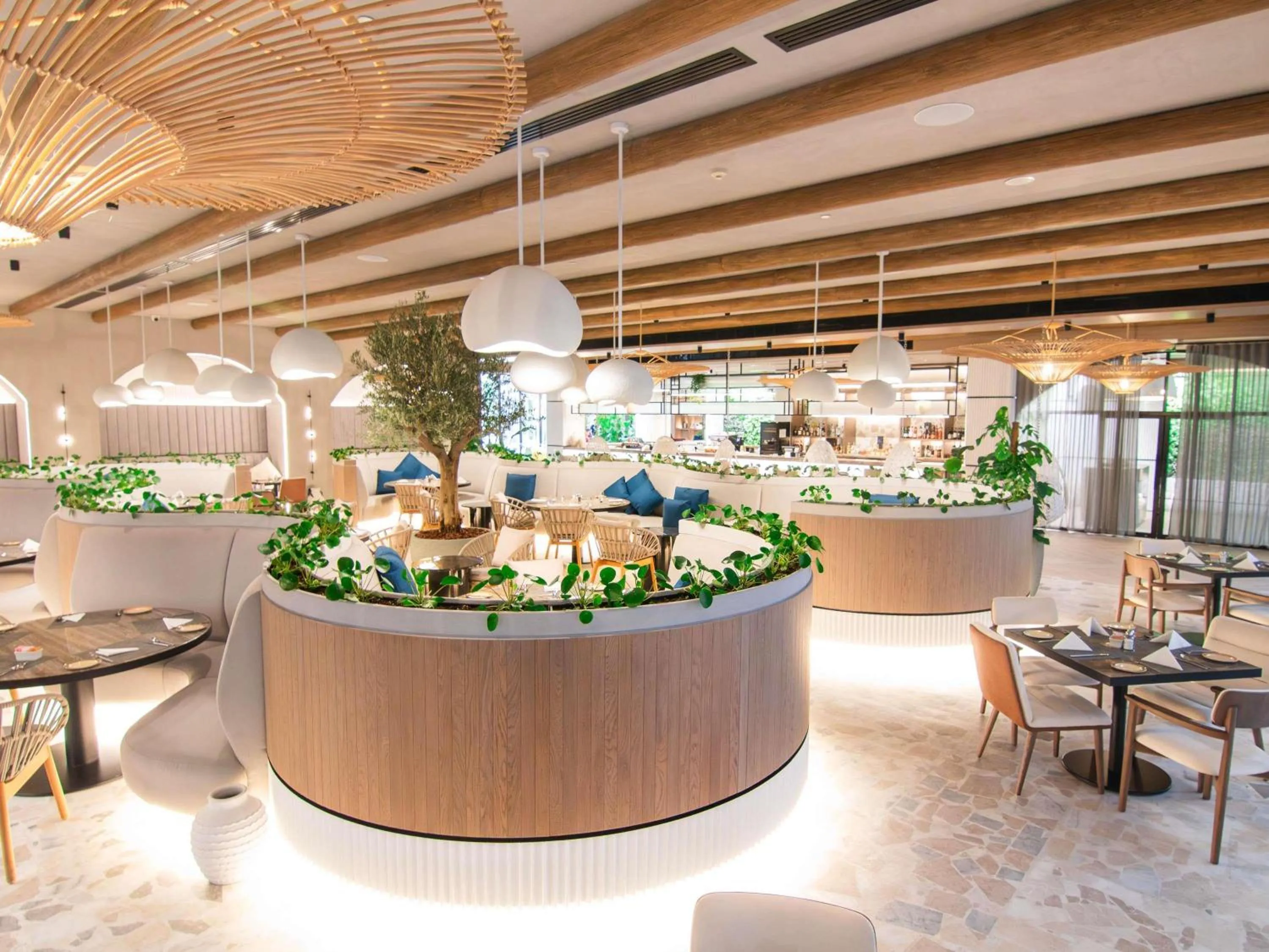 Restaurant/places to eat in ibis Dubai World Trade Centre