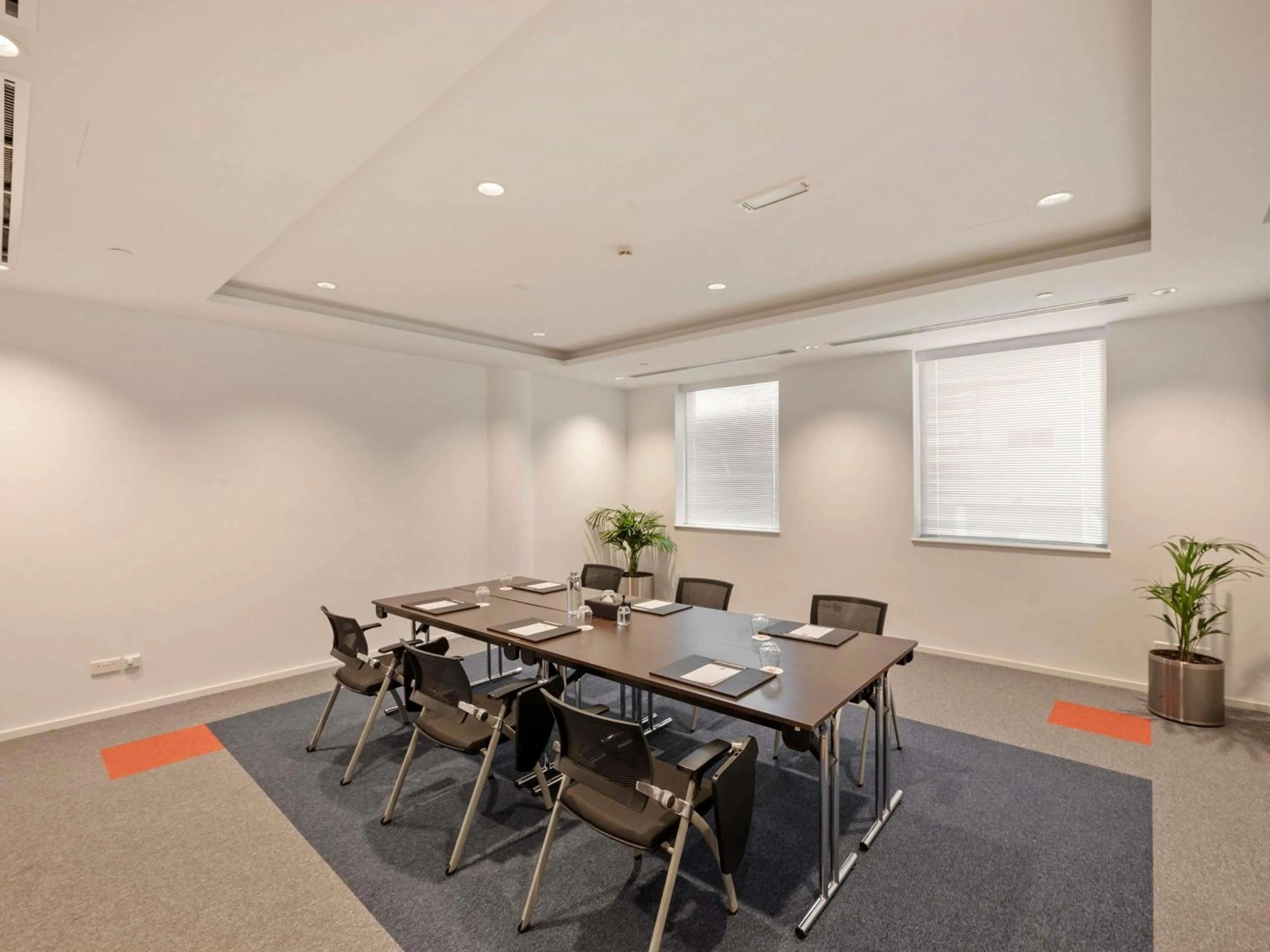 Meeting/conference room in ibis Dubai World Trade Centre