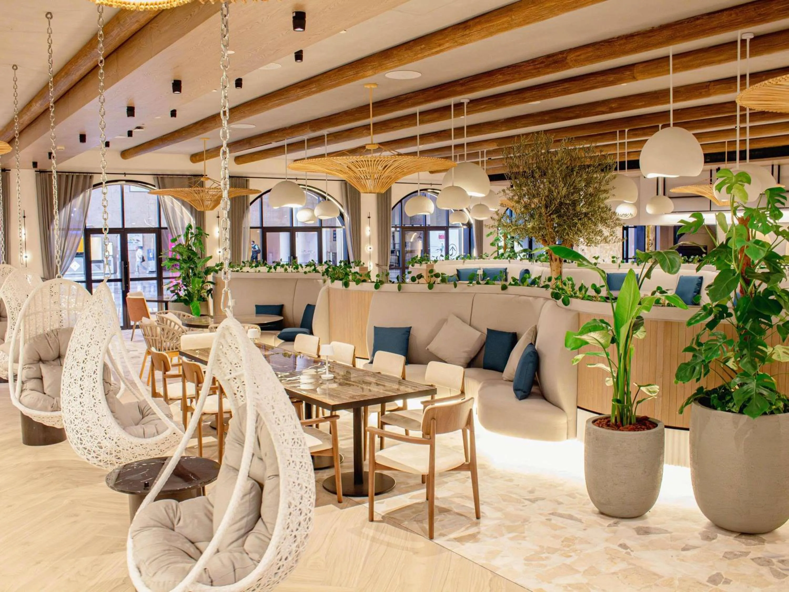 Restaurant/places to eat in ibis Dubai World Trade Centre