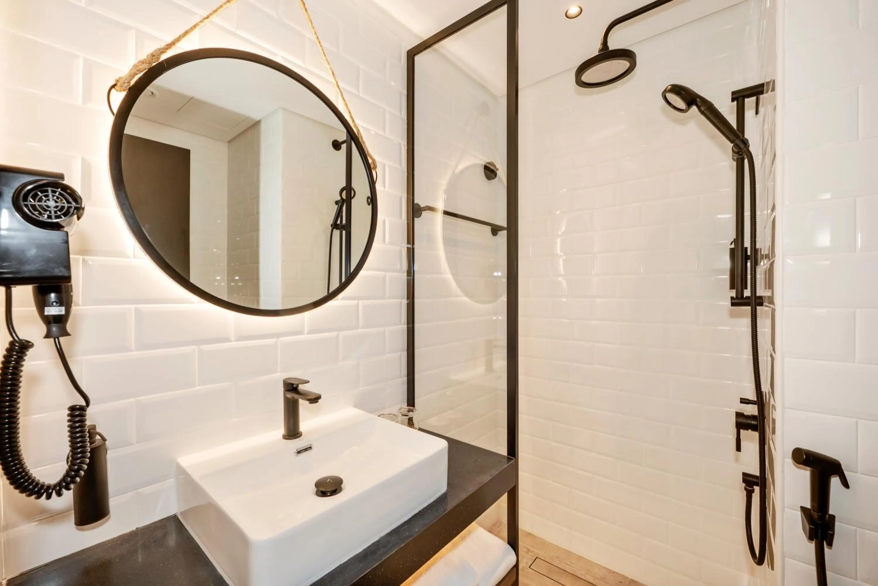 Shower in ibis Dubai World Trade Centre