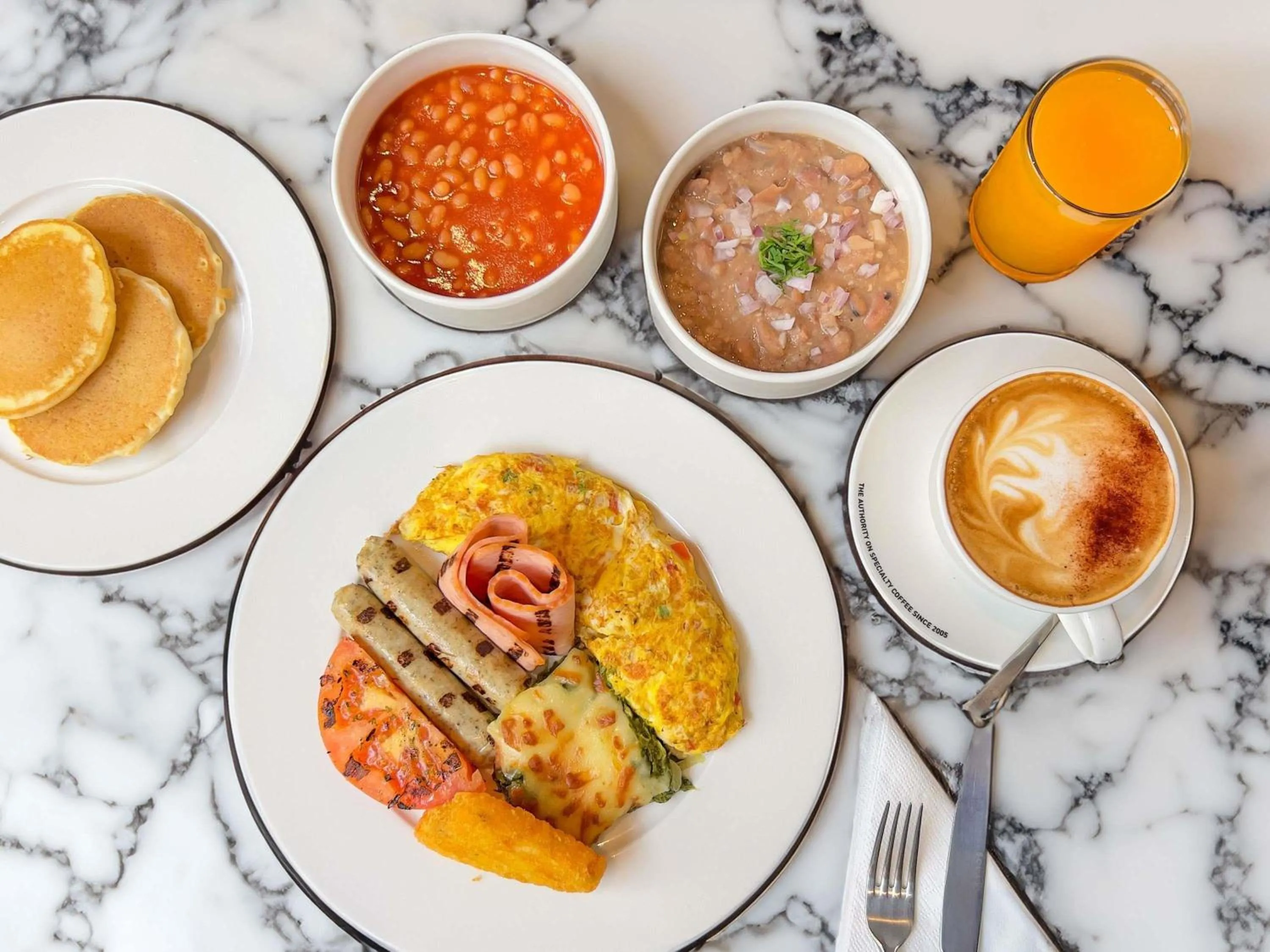 Restaurant/places to eat in ibis Dubai World Trade Centre