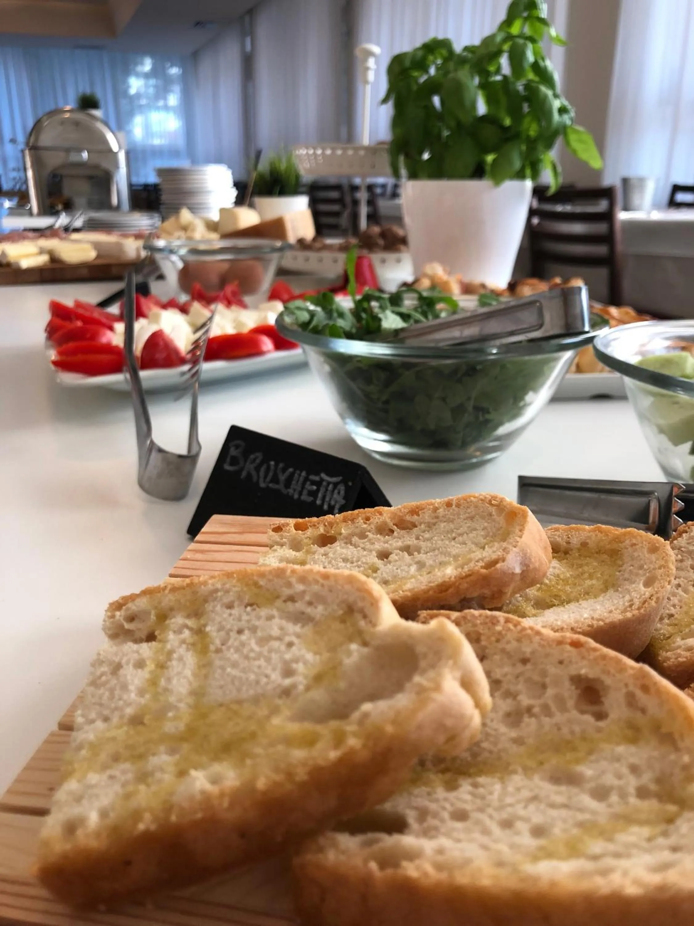 Breakfast in Hotel Little