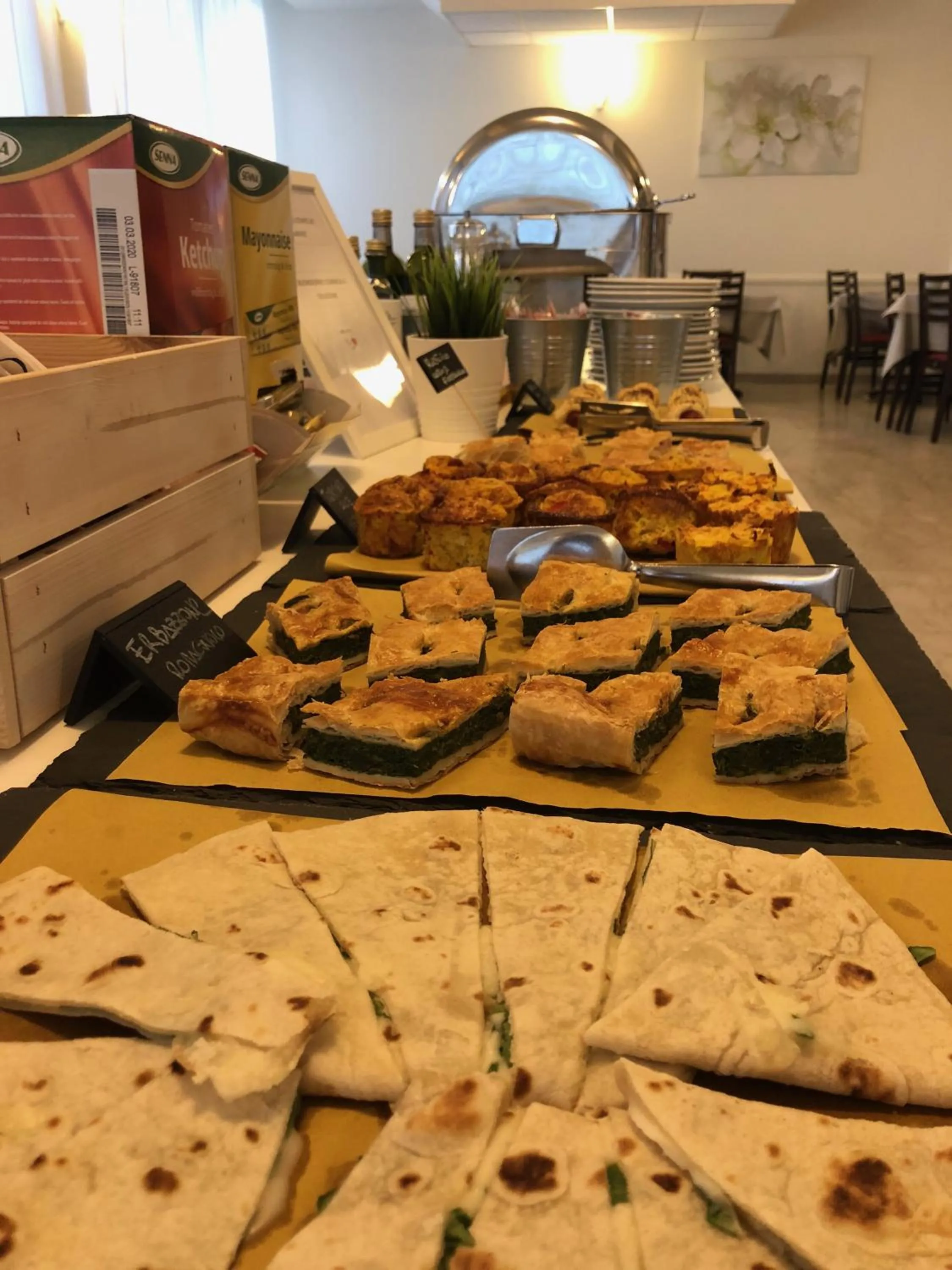 Breakfast in Hotel Little