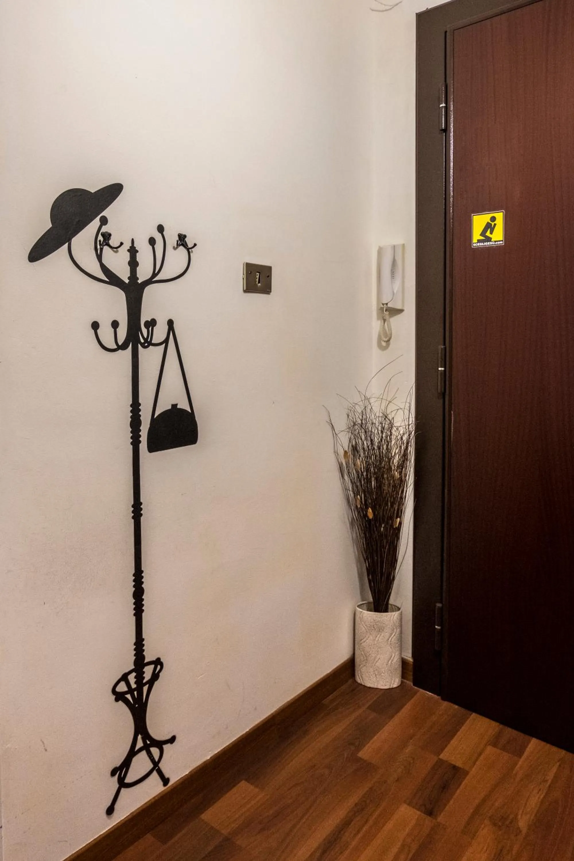 Decorative detail in Bed and Breakfast Zoe holiday