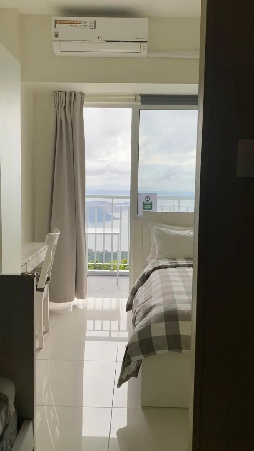 Bed in MVM Staycation, Tagaytay