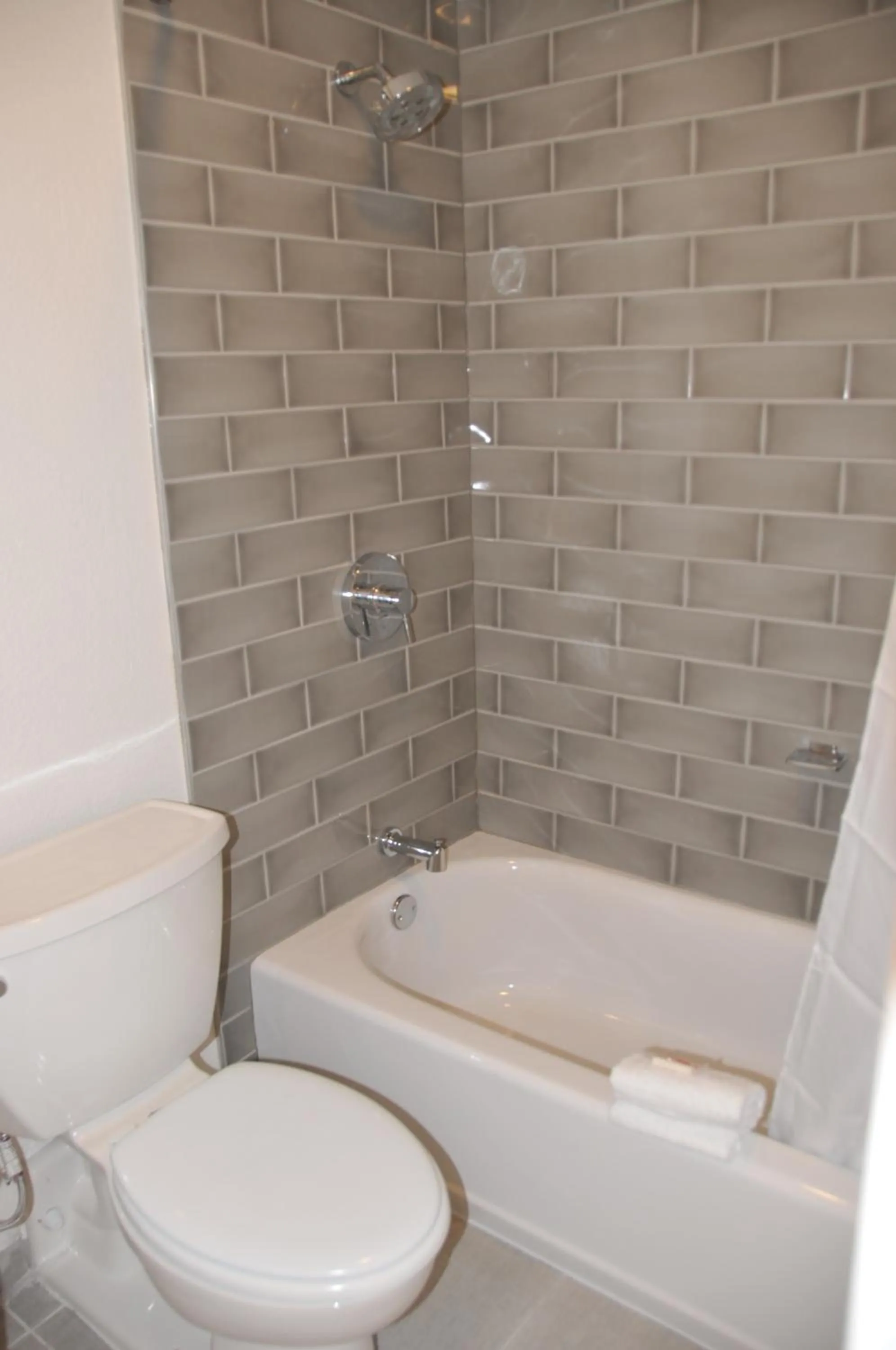 Bathroom in Howard Johnson by Wyndham Florence