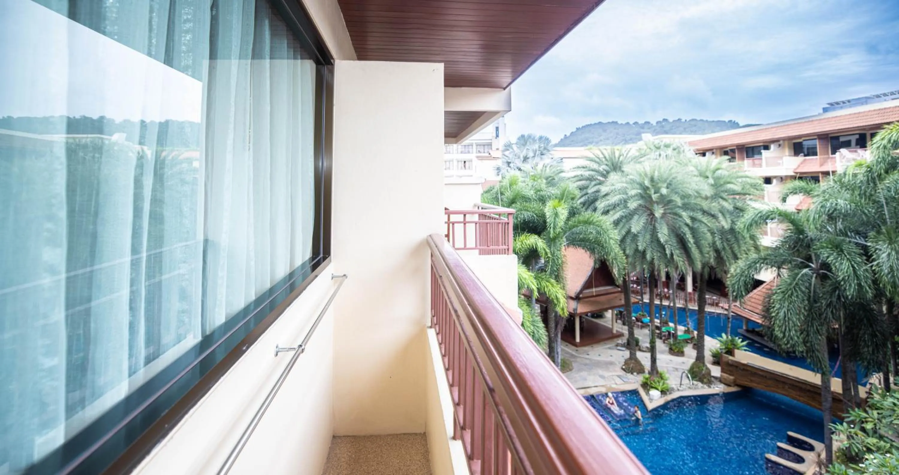 Baumanburi Hotel Patong