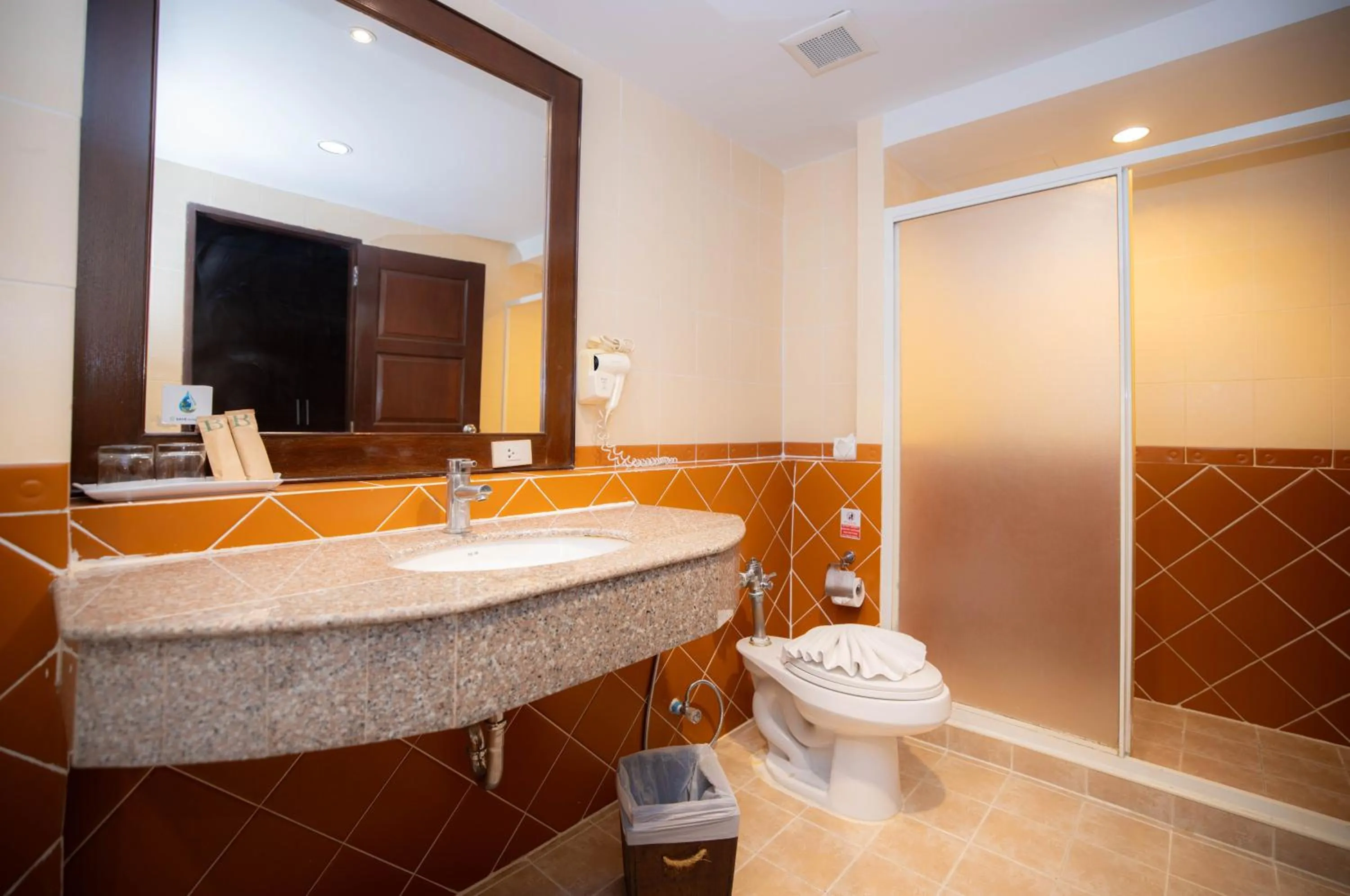 Baumanburi Hotel Patong