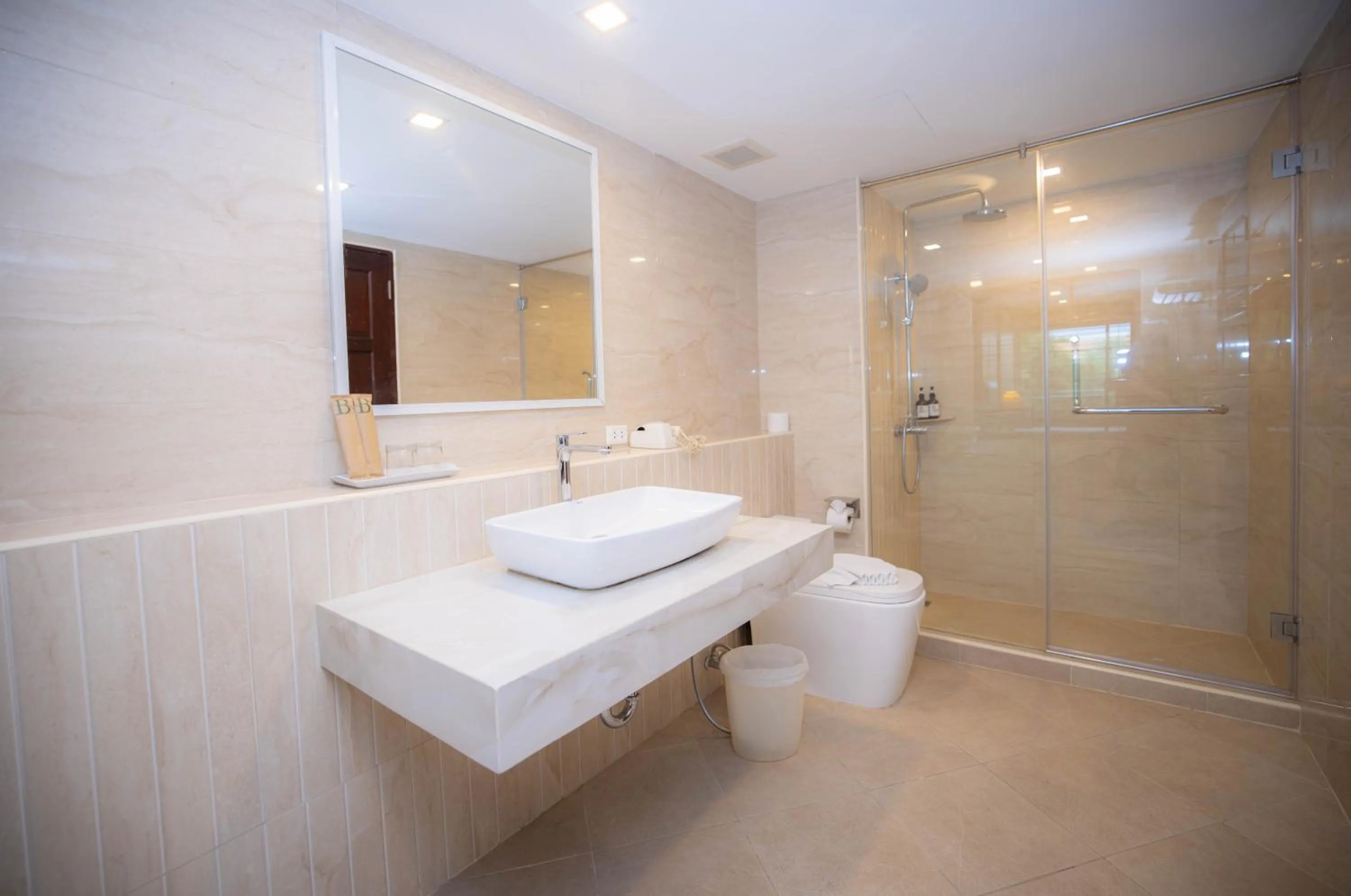 Baumanburi Hotel Patong