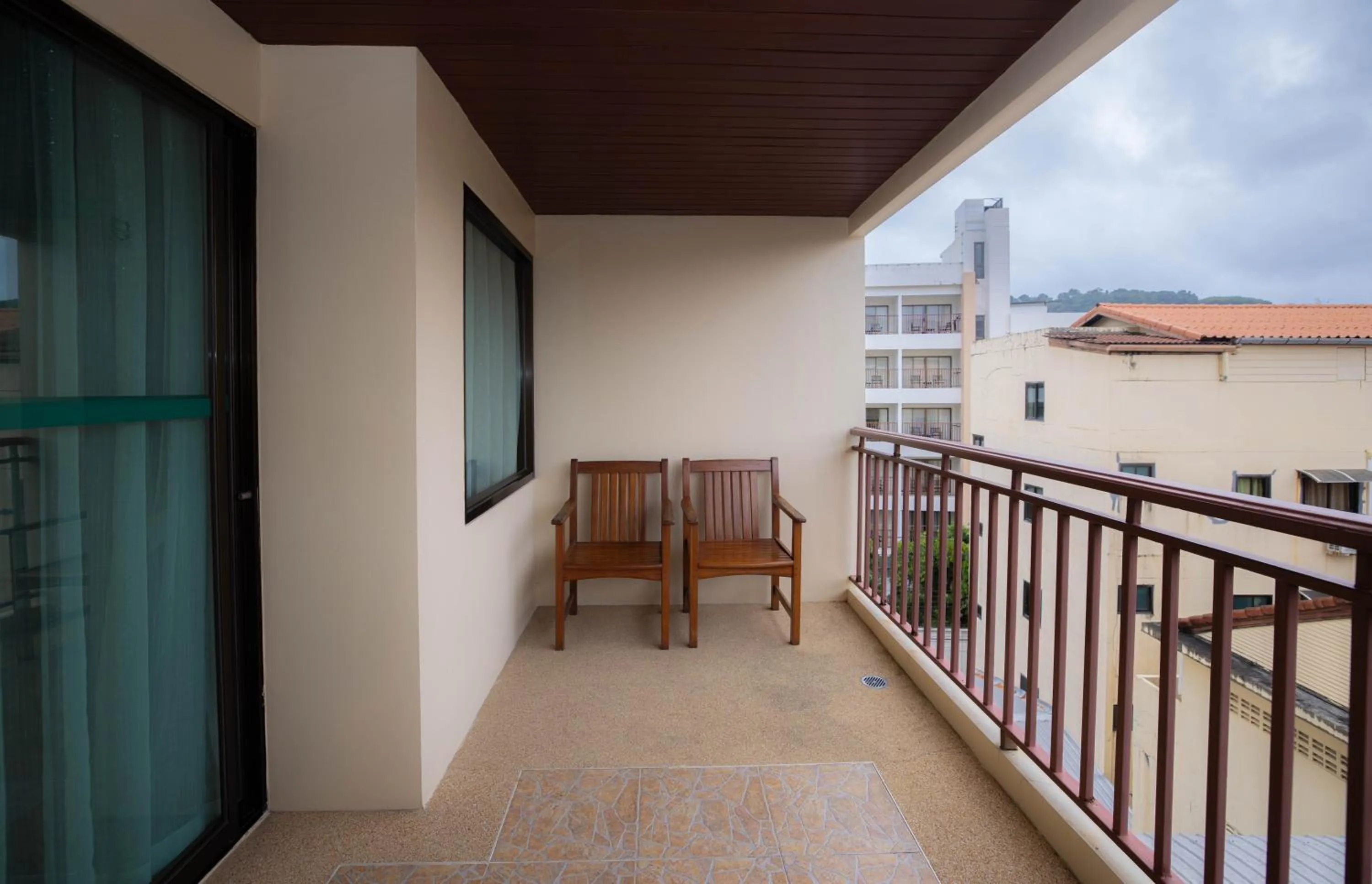 Baumanburi Hotel Patong