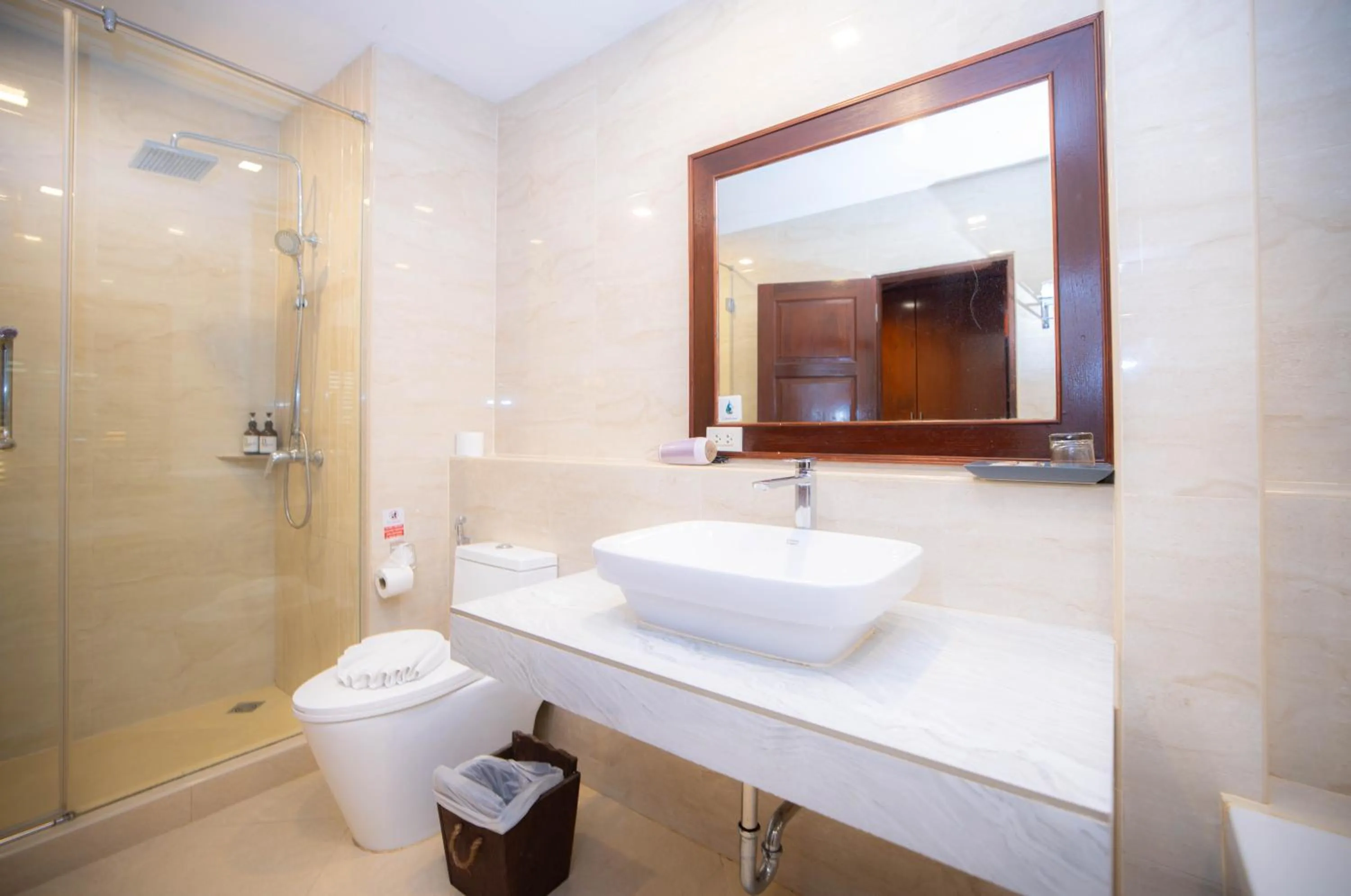 Baumanburi Hotel Patong