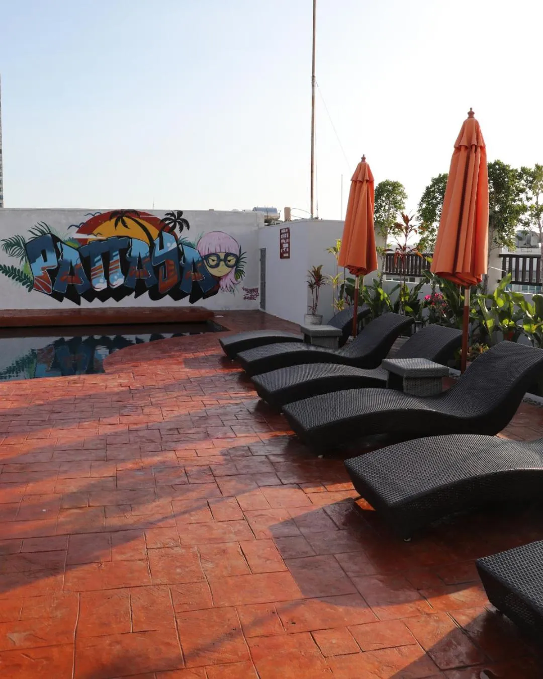 Swimming pool in Journeyhub Pattaya Central