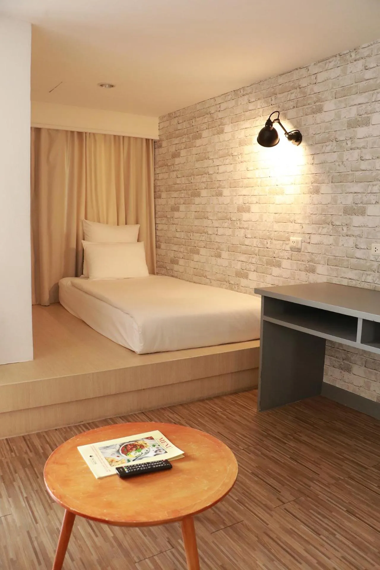 Bed in Journeyhub Pattaya Central