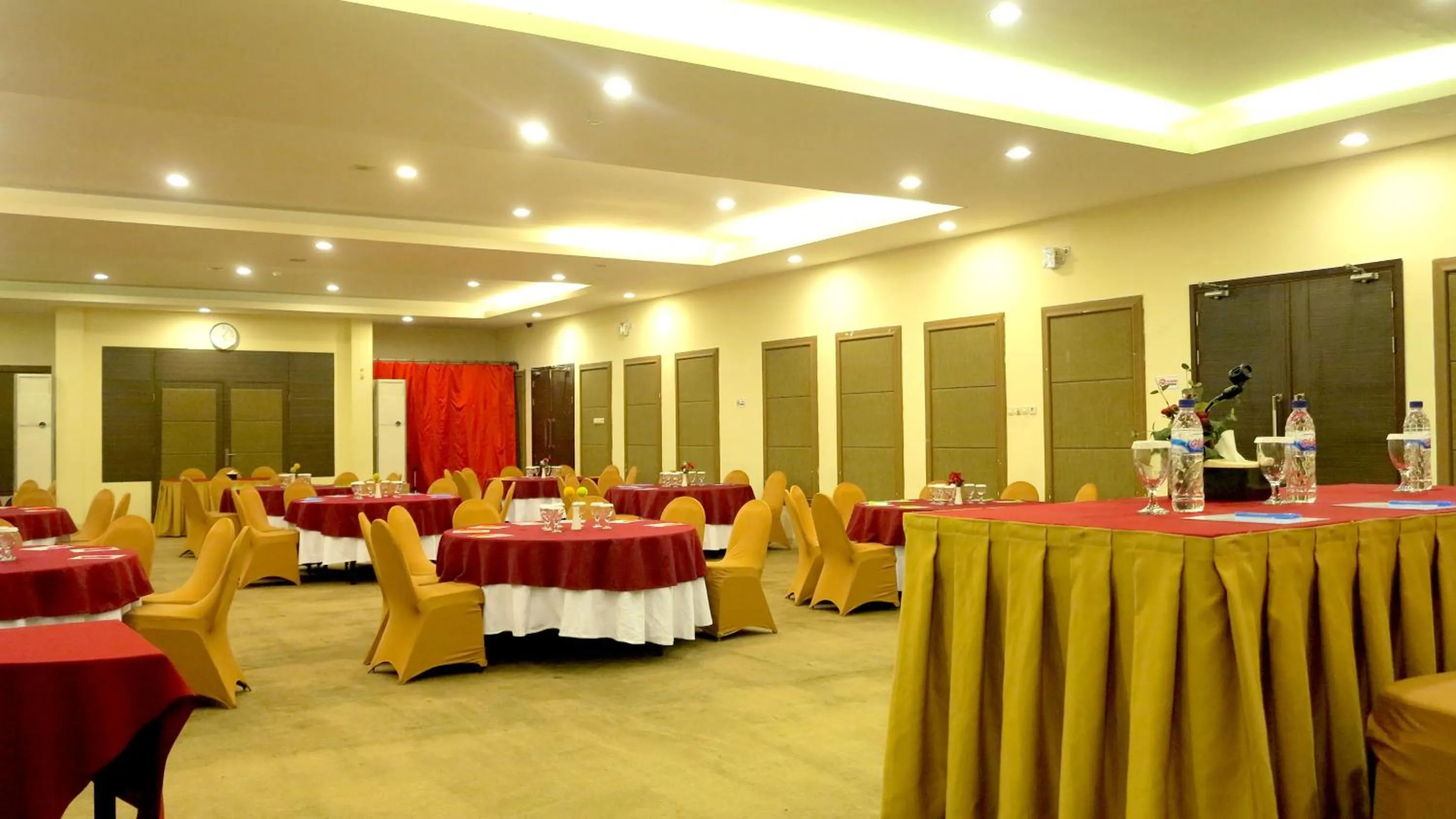 Banquet/Function facilities in Hotel Jolin