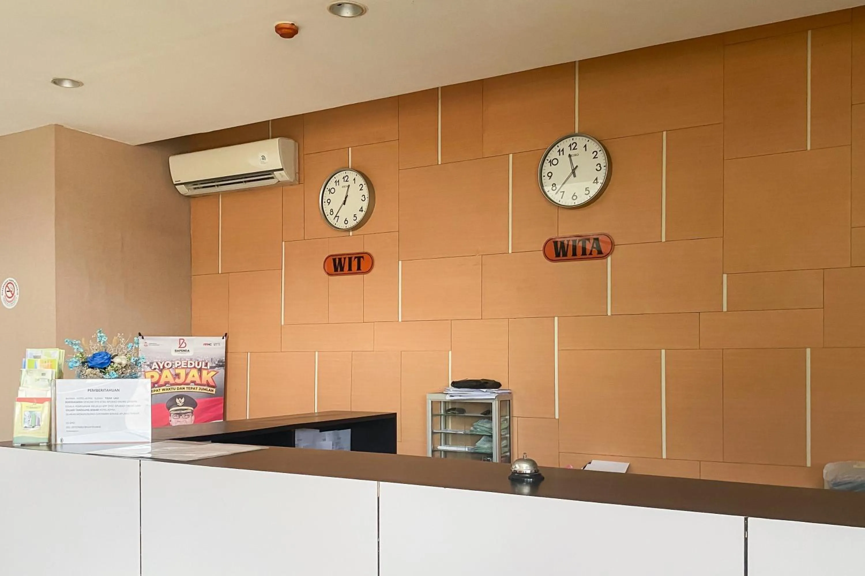 Lobby or reception in Capital O 472 Hotel Asyra