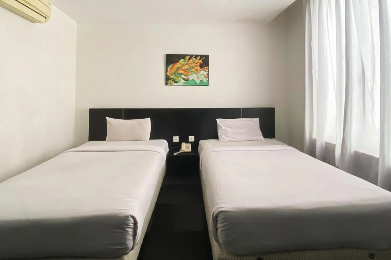 Bedroom, Bed in Capital O 472 Hotel Asyra