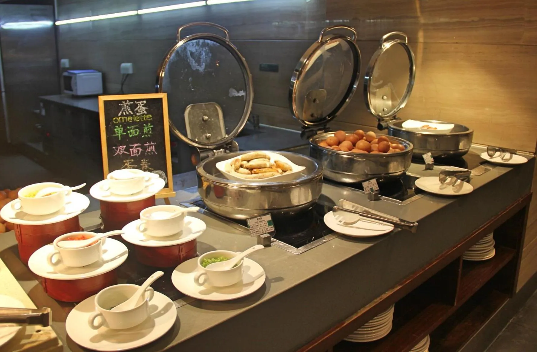 Breakfast in Holiday Inn Chengdu Xindu by IHG