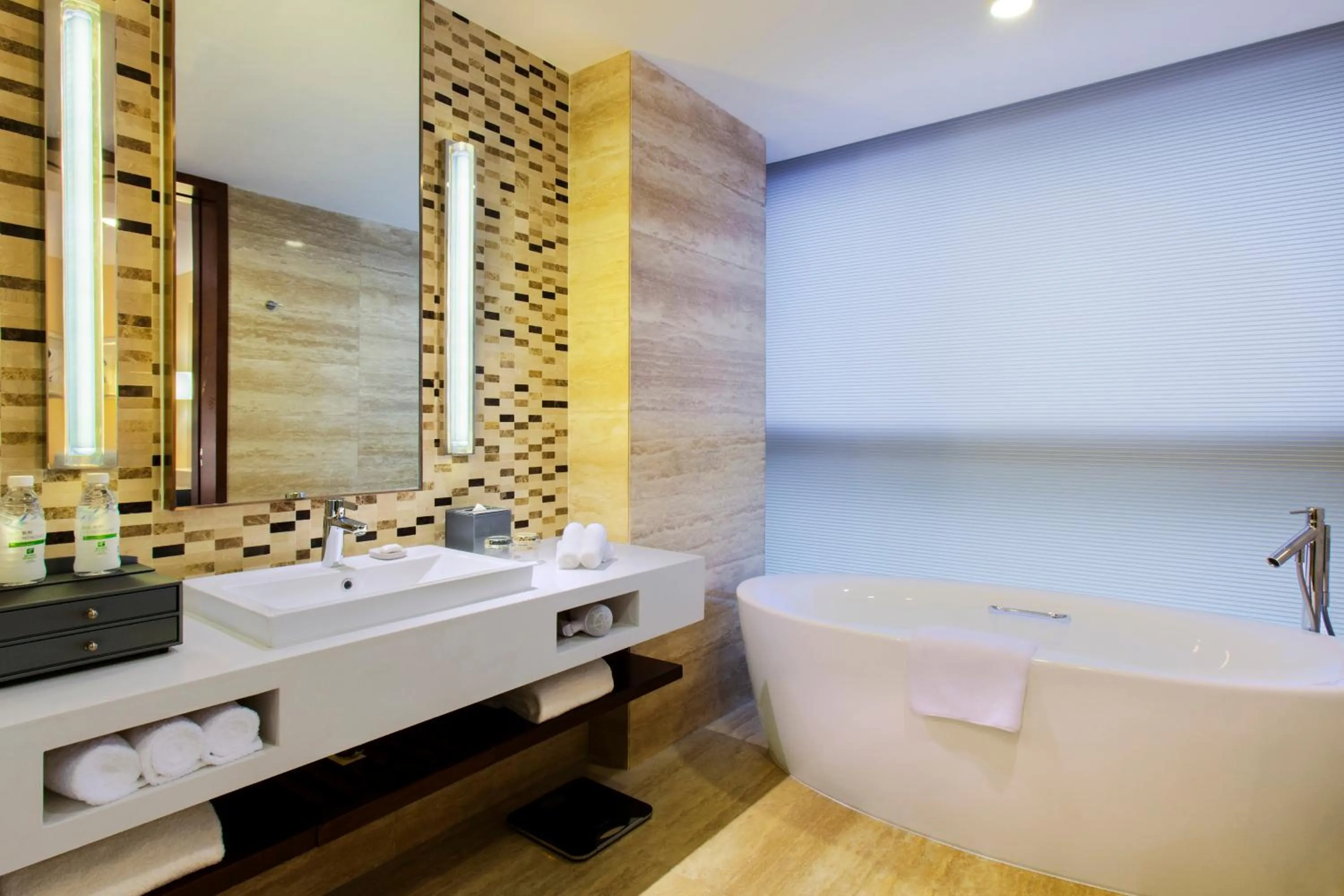 Bathroom in Holiday Inn Chengdu Xindu by IHG
