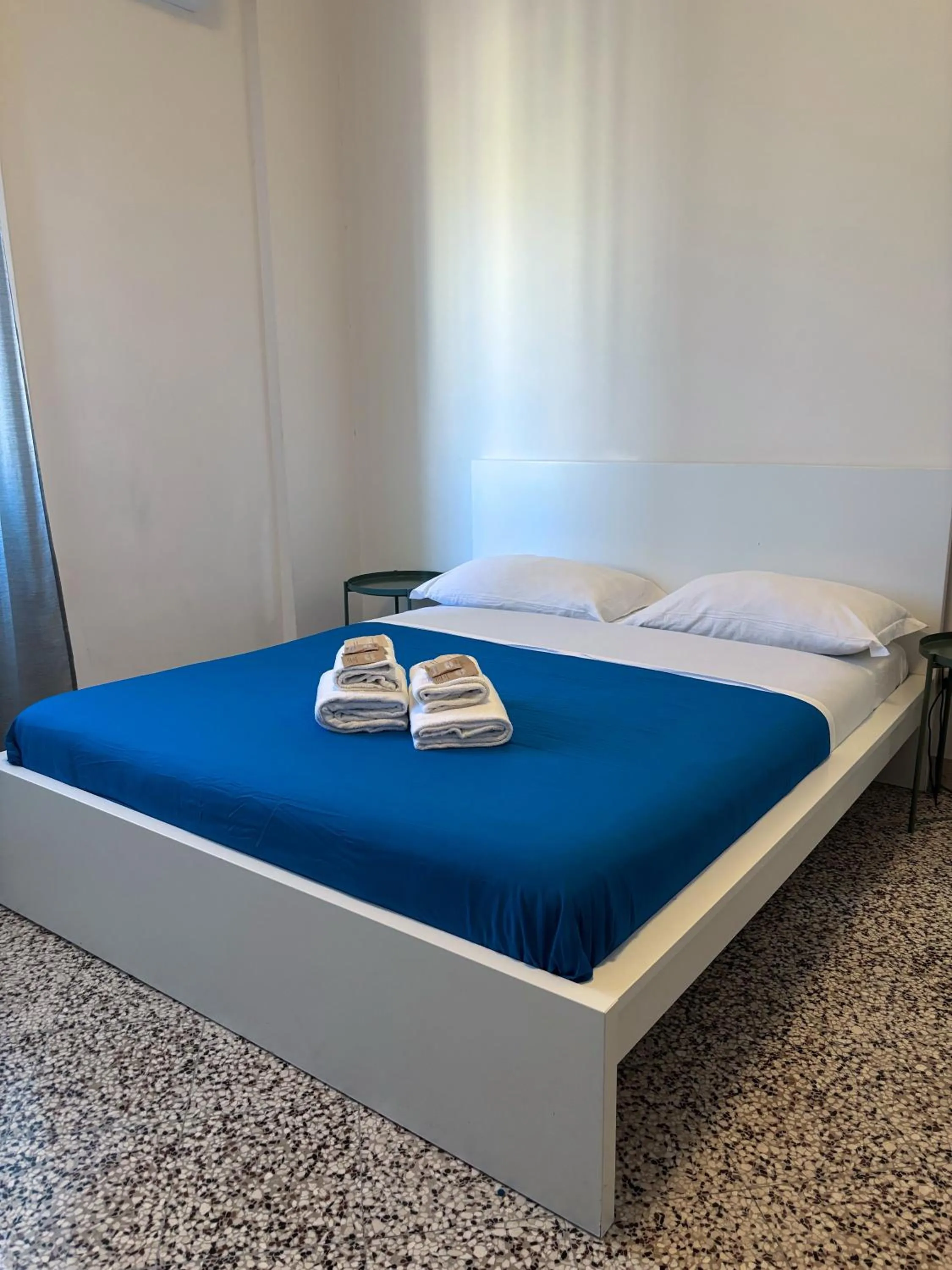 Quadruple Room with Shared Bathroom in Mamamia #Politeama