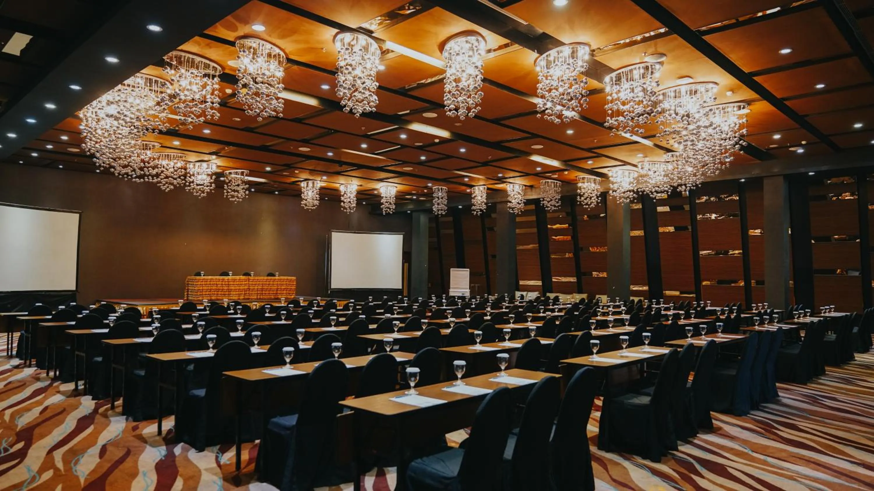 Meeting/conference room in Novotel Banjarmasin Airport