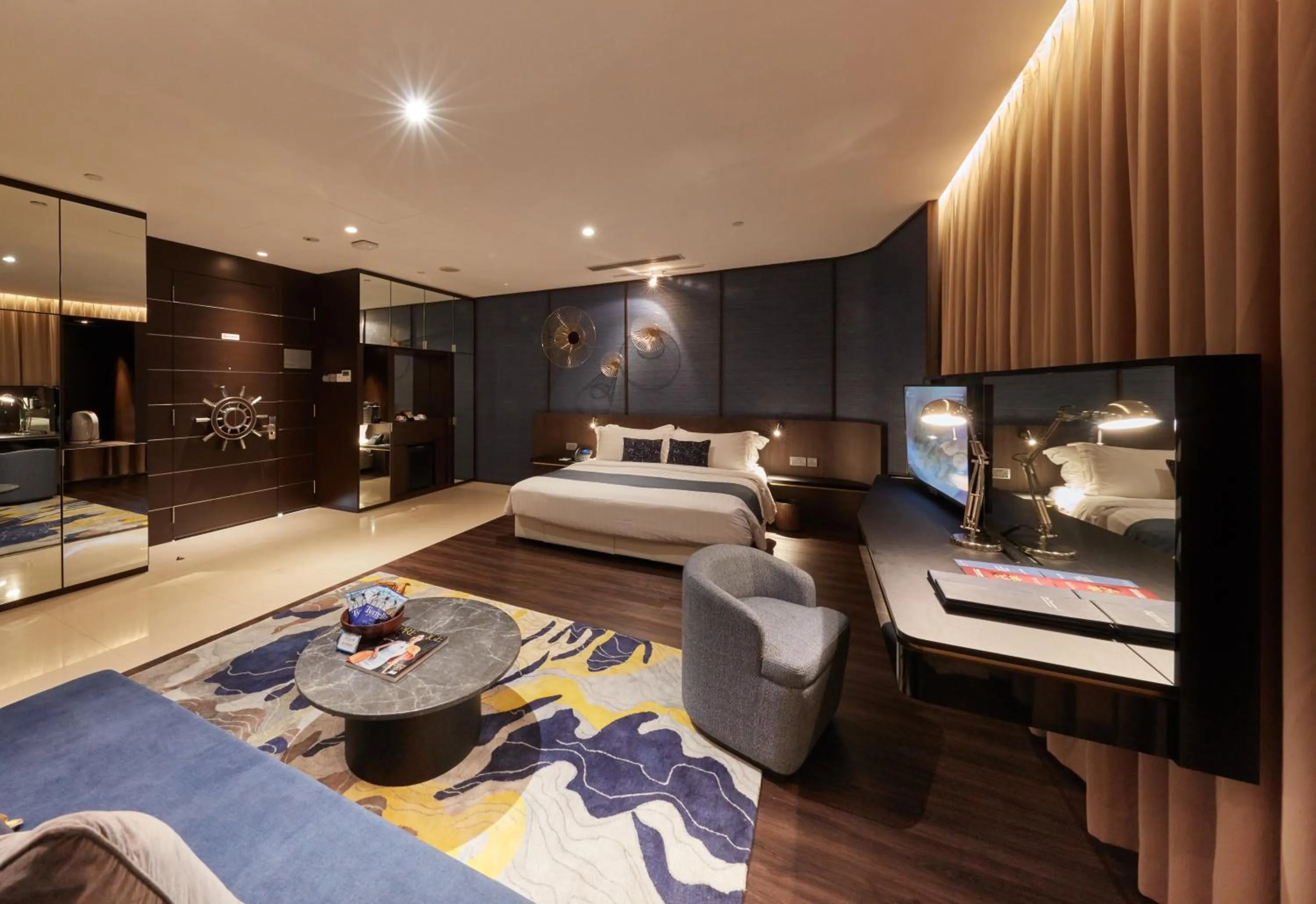 Bed in ONE15 Marina Sentosa Cove Singapore