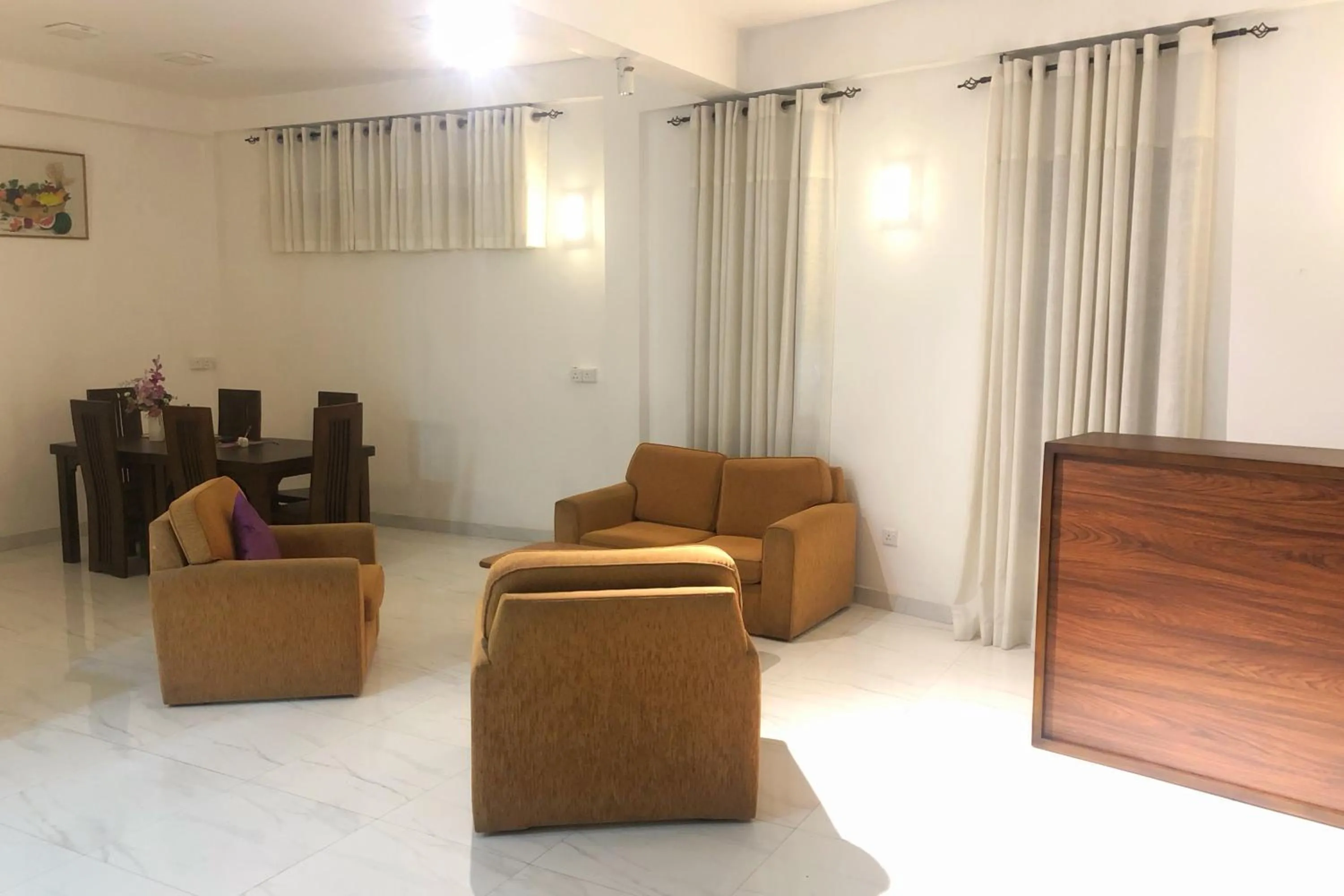 Seating area in White Fortress