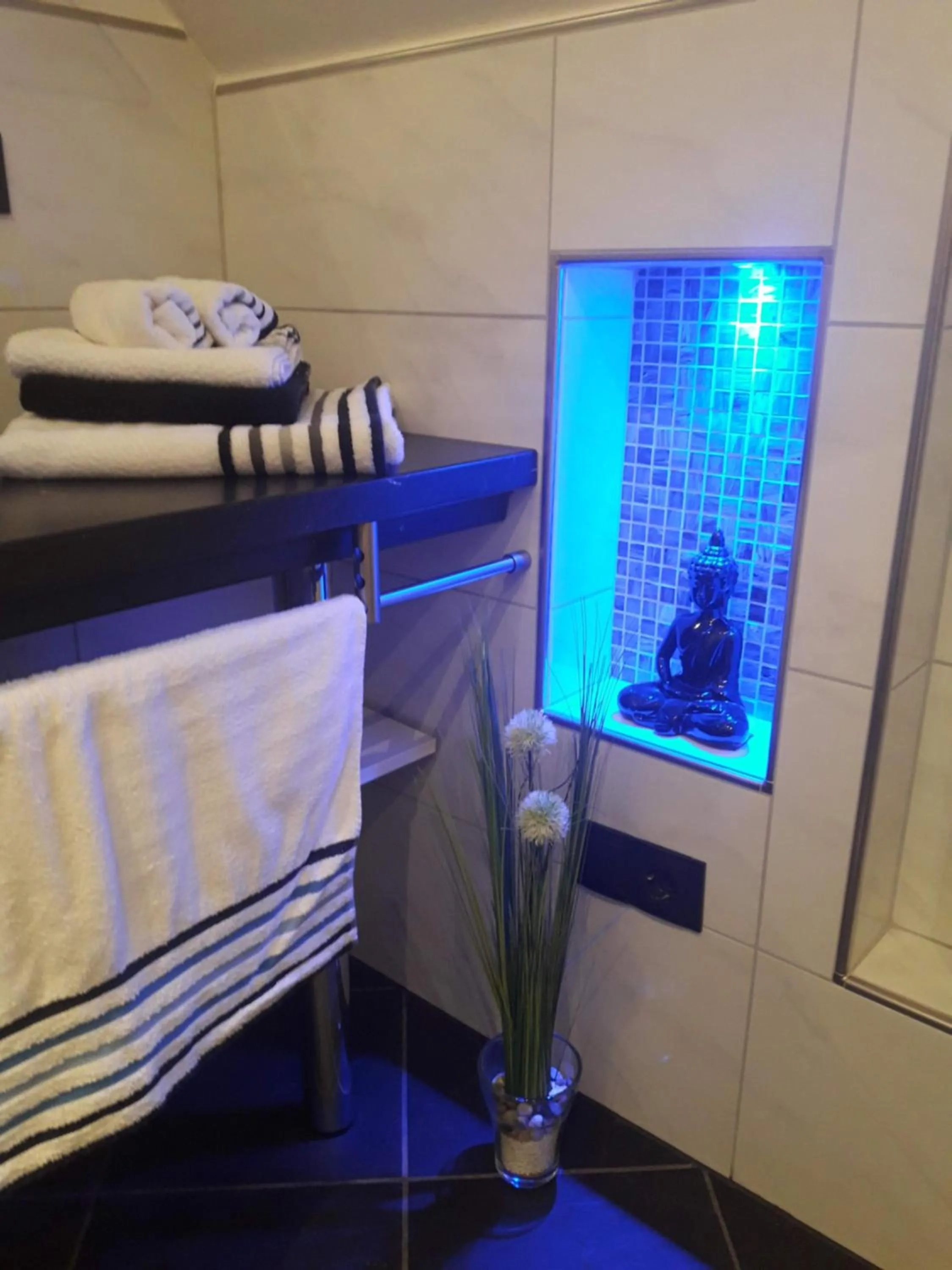 Bathroom in GÄSTEHAUS LIFESTYLE