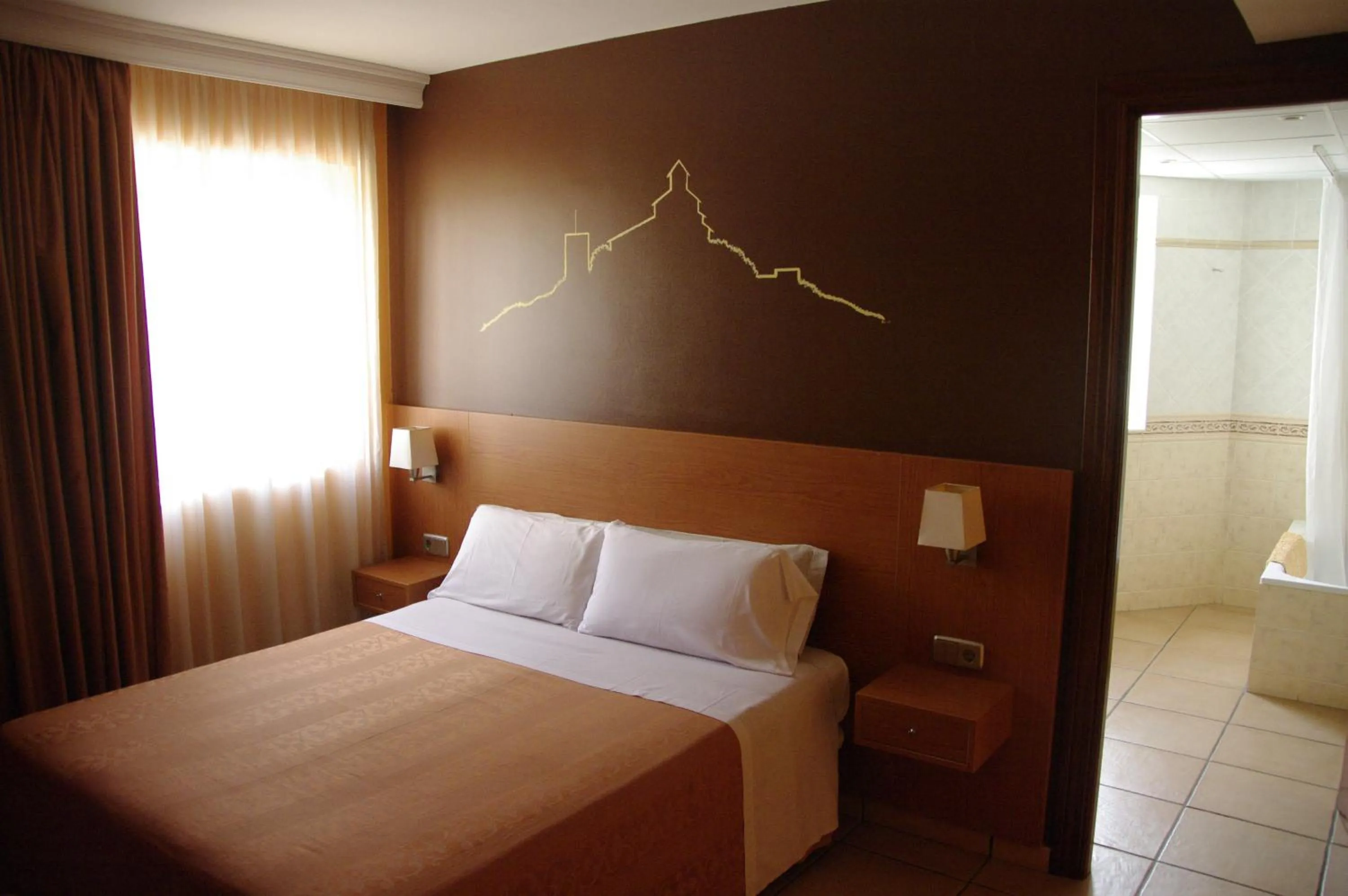 Bed in Hotel Solsona Centre